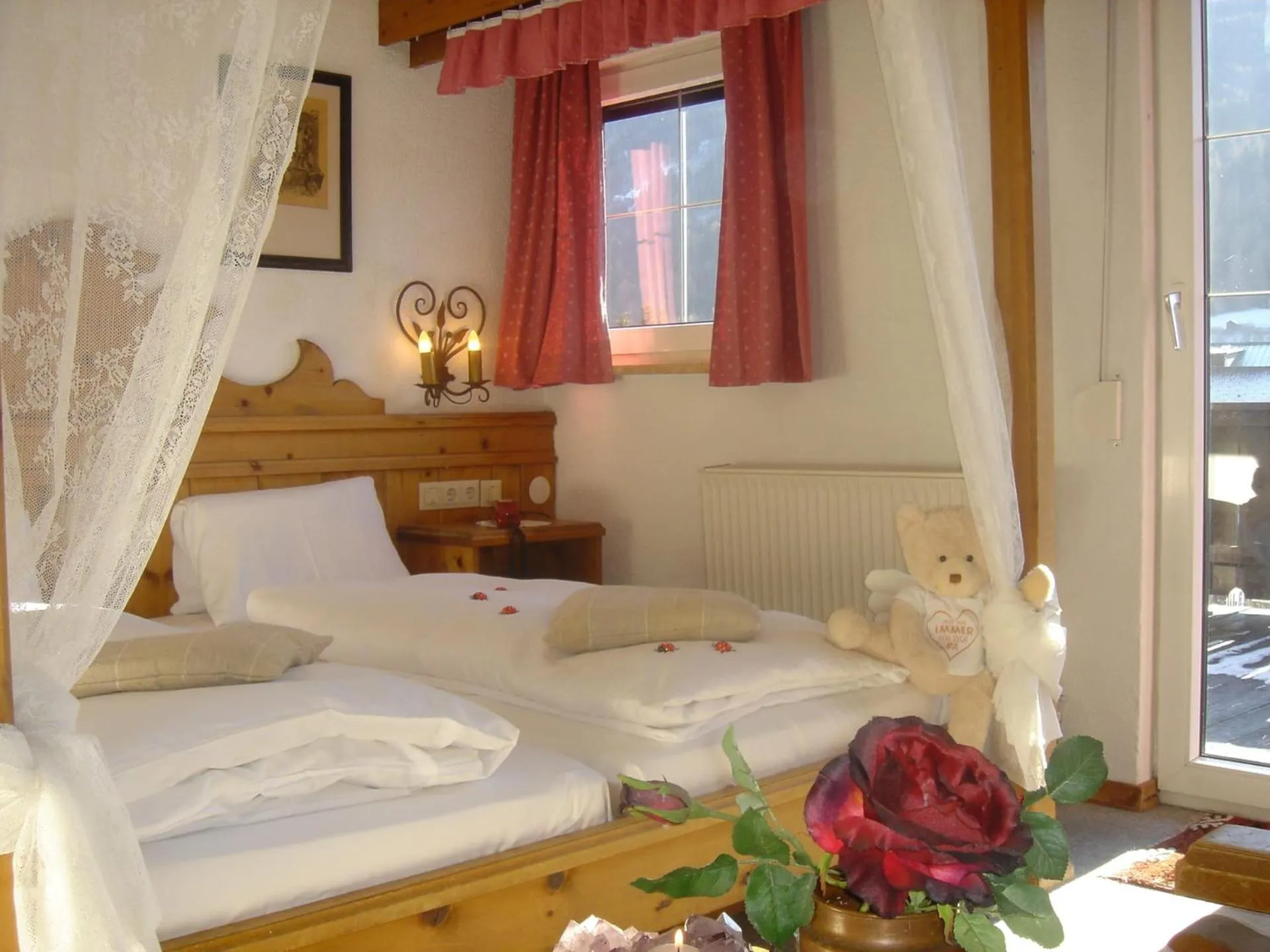 Bedroom, Bed in Alp Art Hotel Götzens