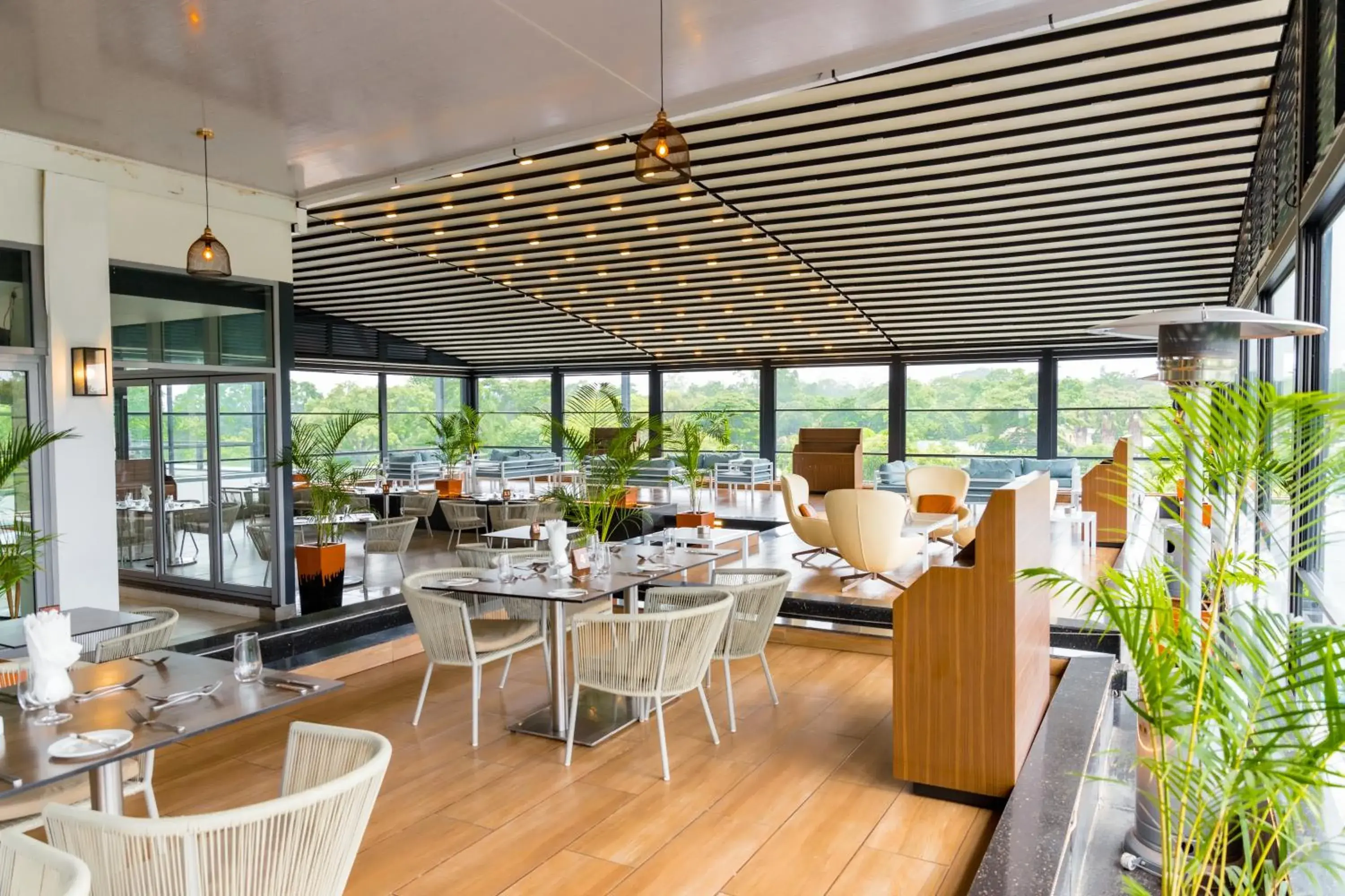 Restaurant/places to eat in The Quorum Restaurant/places to eat in The Quorum