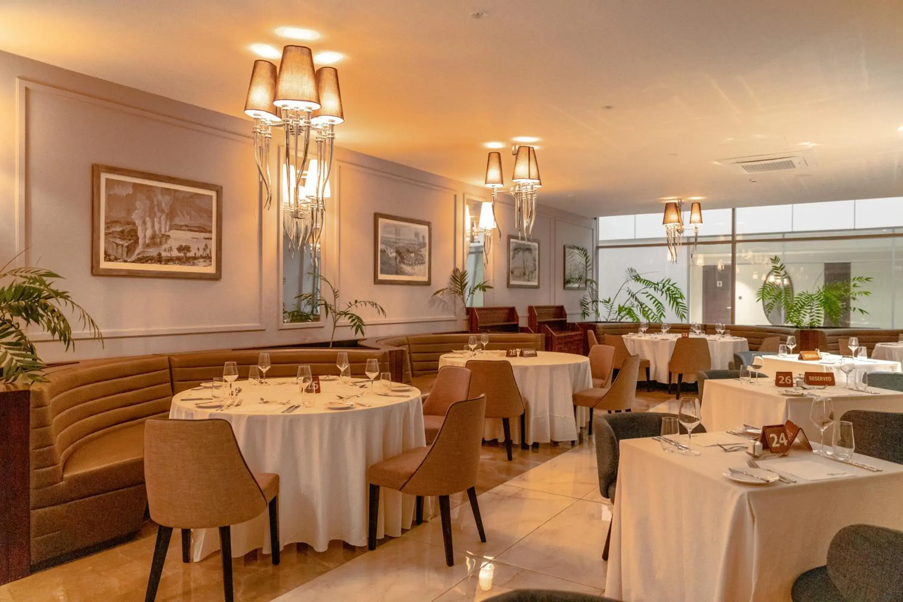 Restaurant/places to eat in The Quorum Restaurant/places to eat in The Quorum