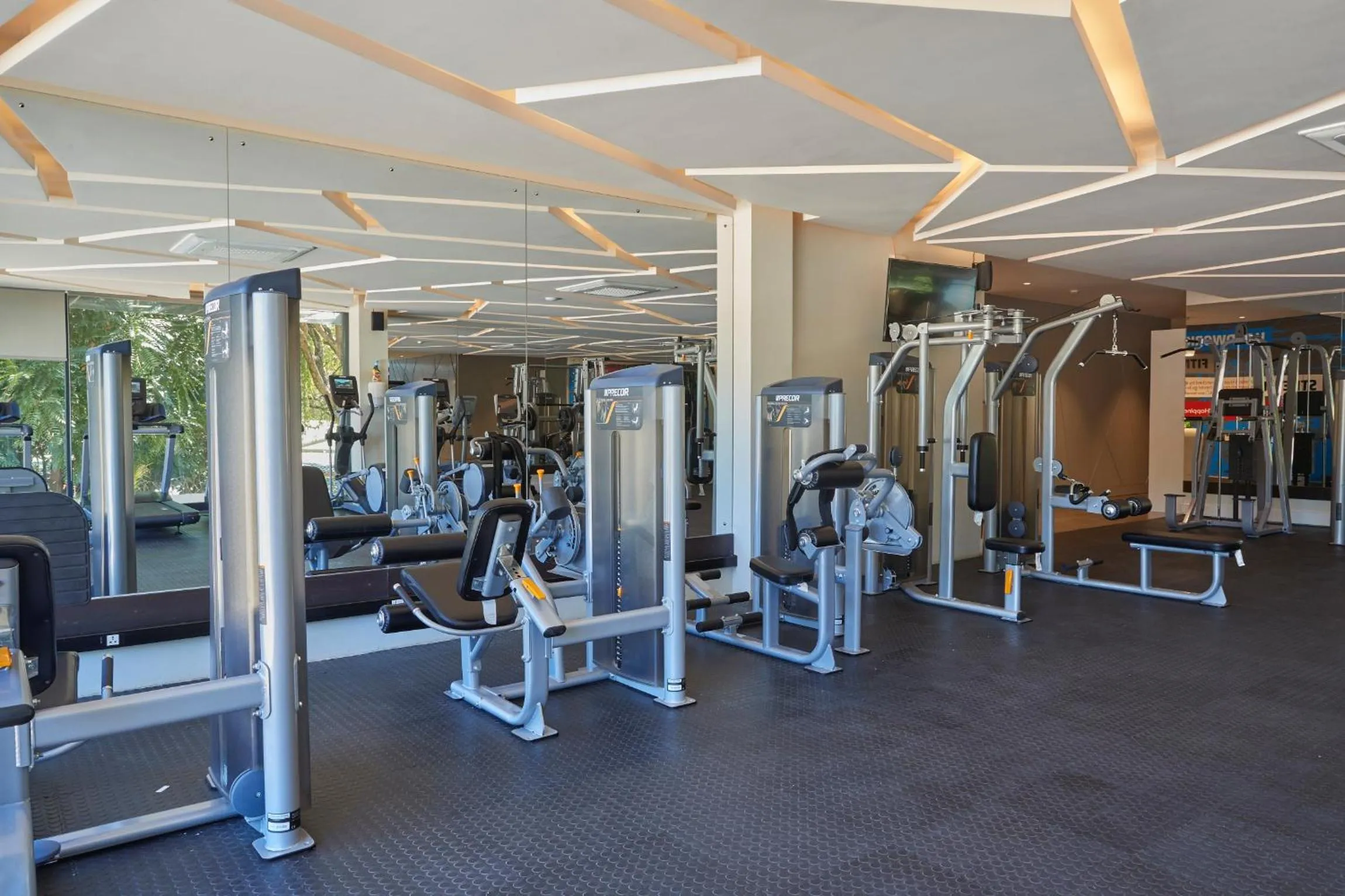 Fitness centre/facilities in The Quorum