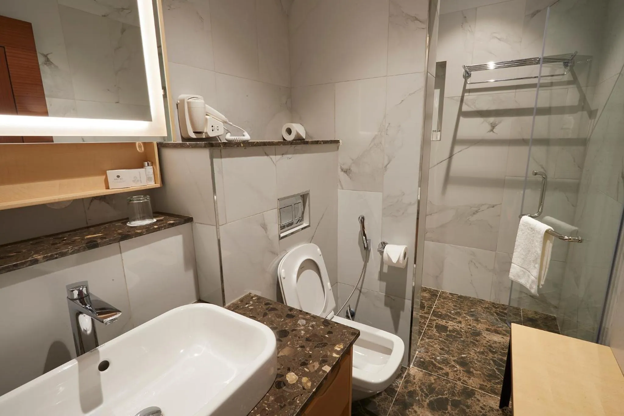 Bathroom in The Quorum