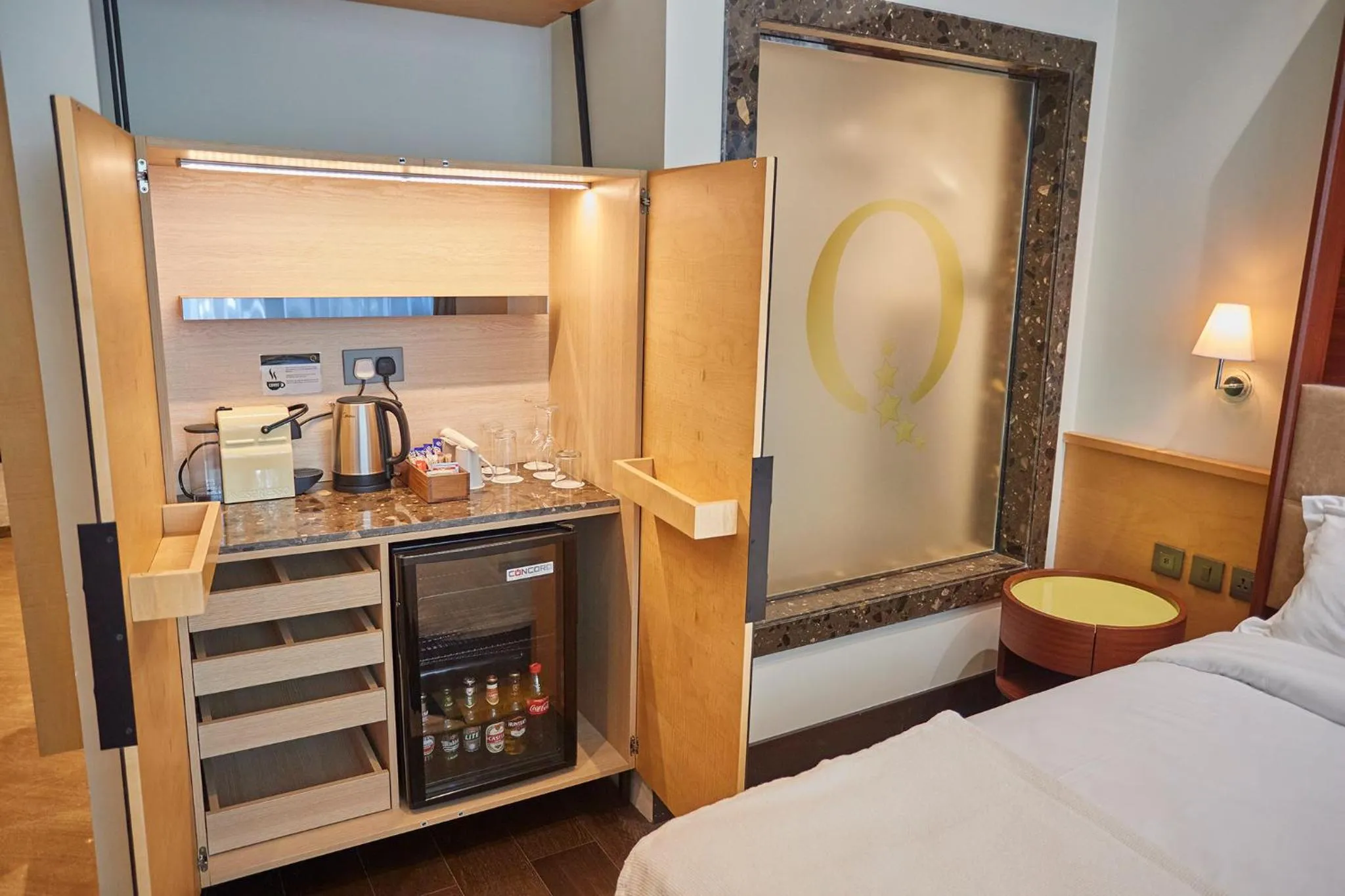 Coffee/tea facilities, Bed in The Quorum