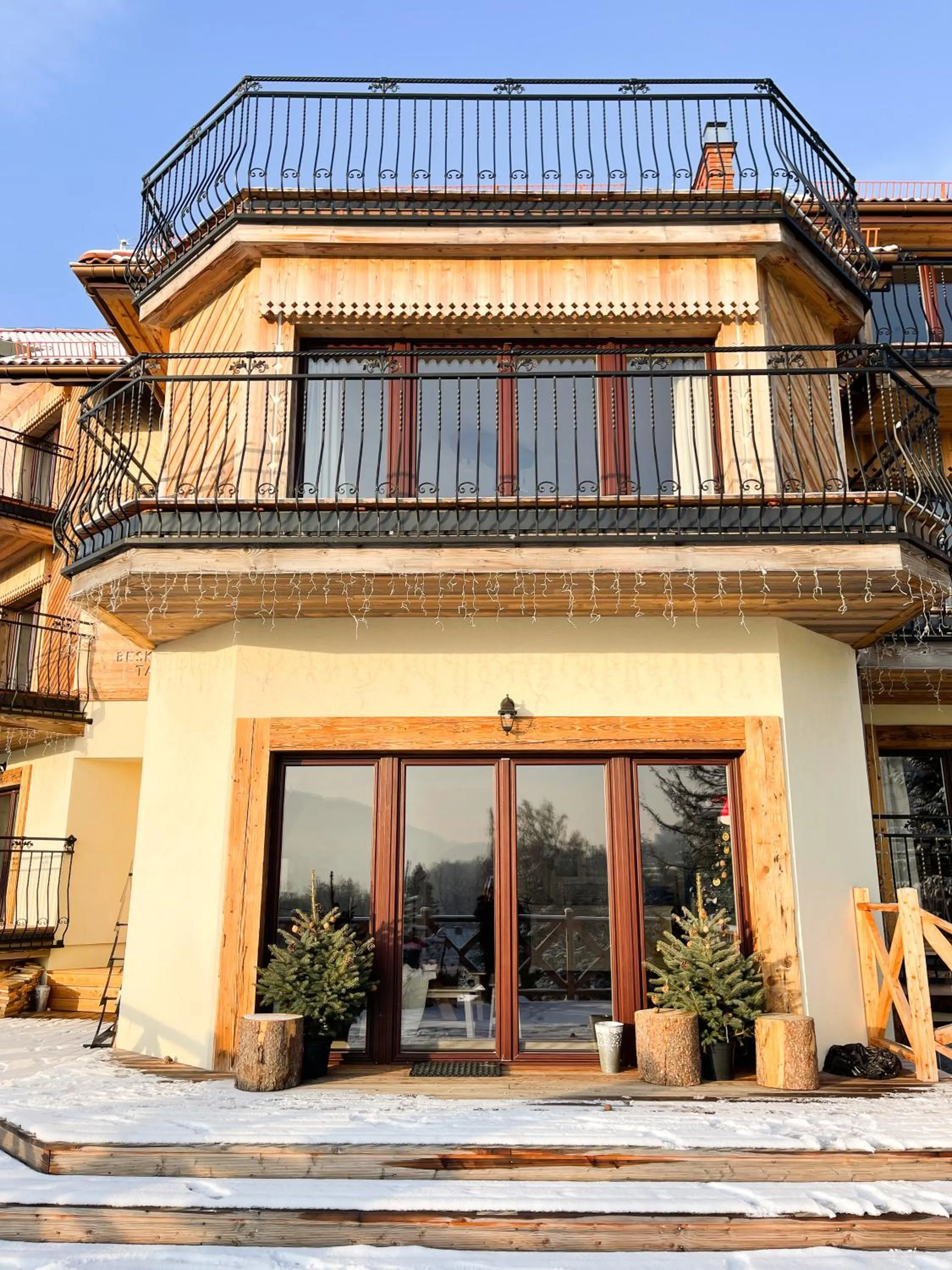 Property building in Beskidzkie Tarasy