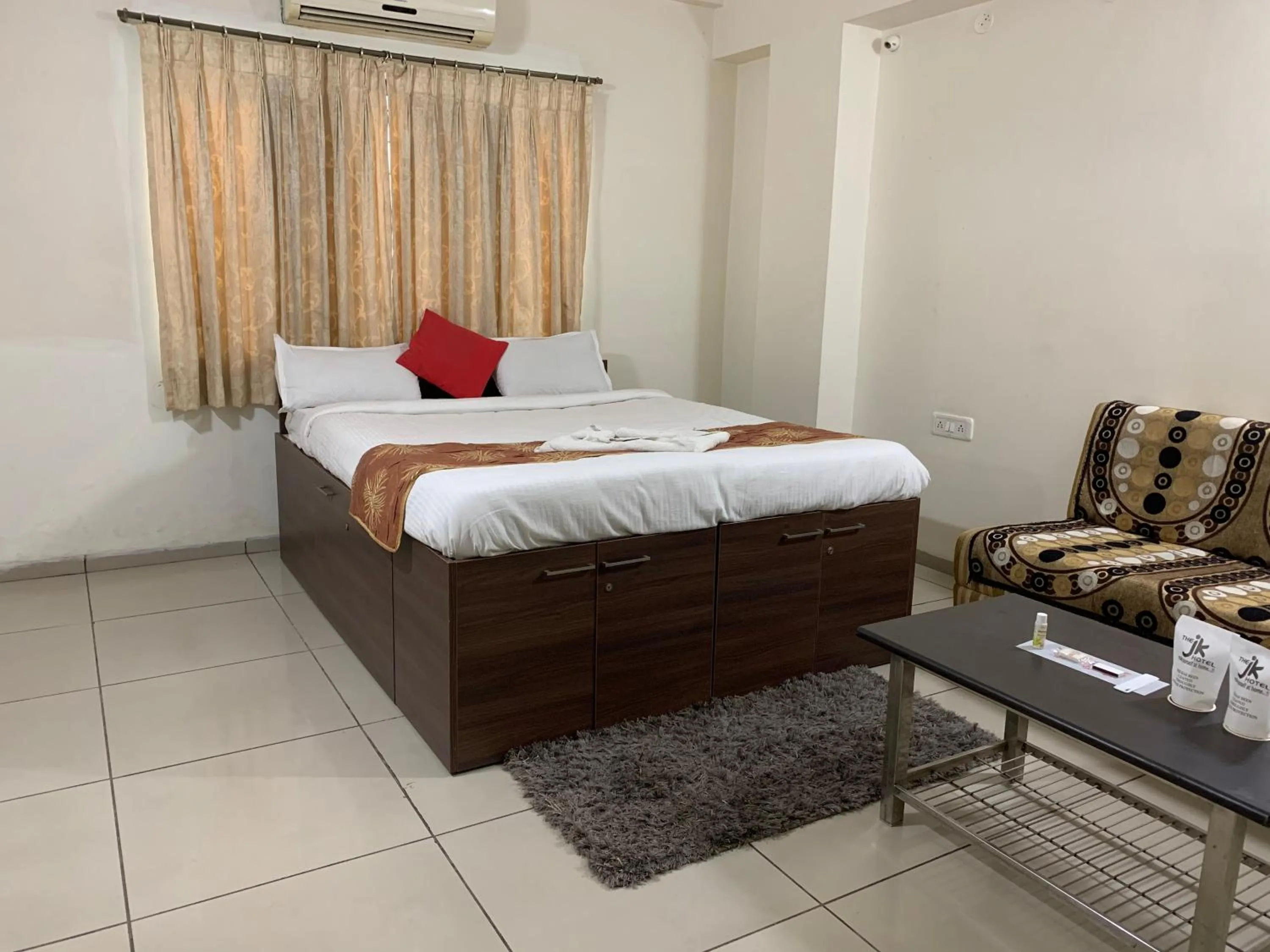 Bed in JK Rooms 147 Lions - Koradi Nagpur