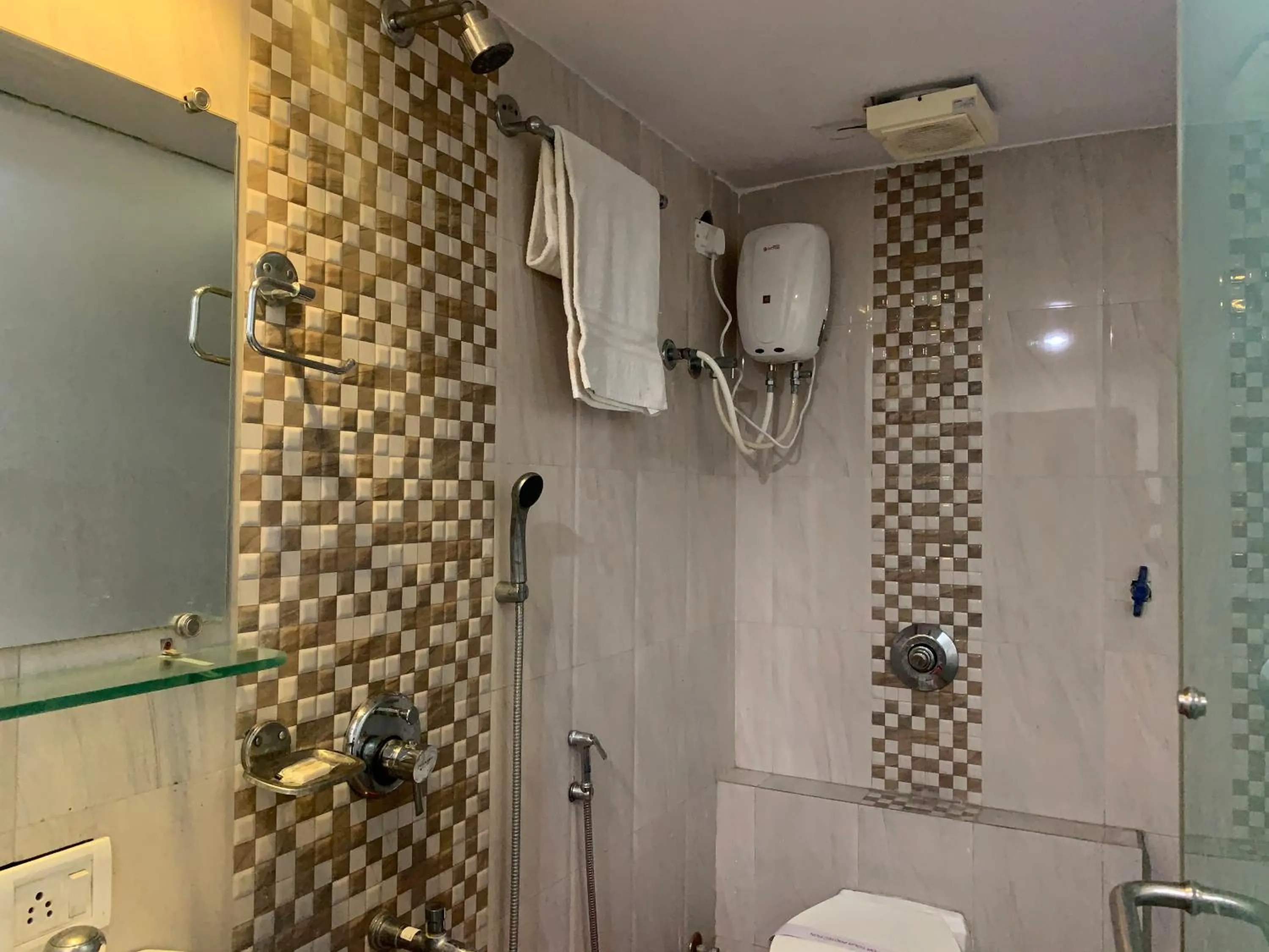 Toilet in JK Rooms 147 Lions - Koradi Nagpur