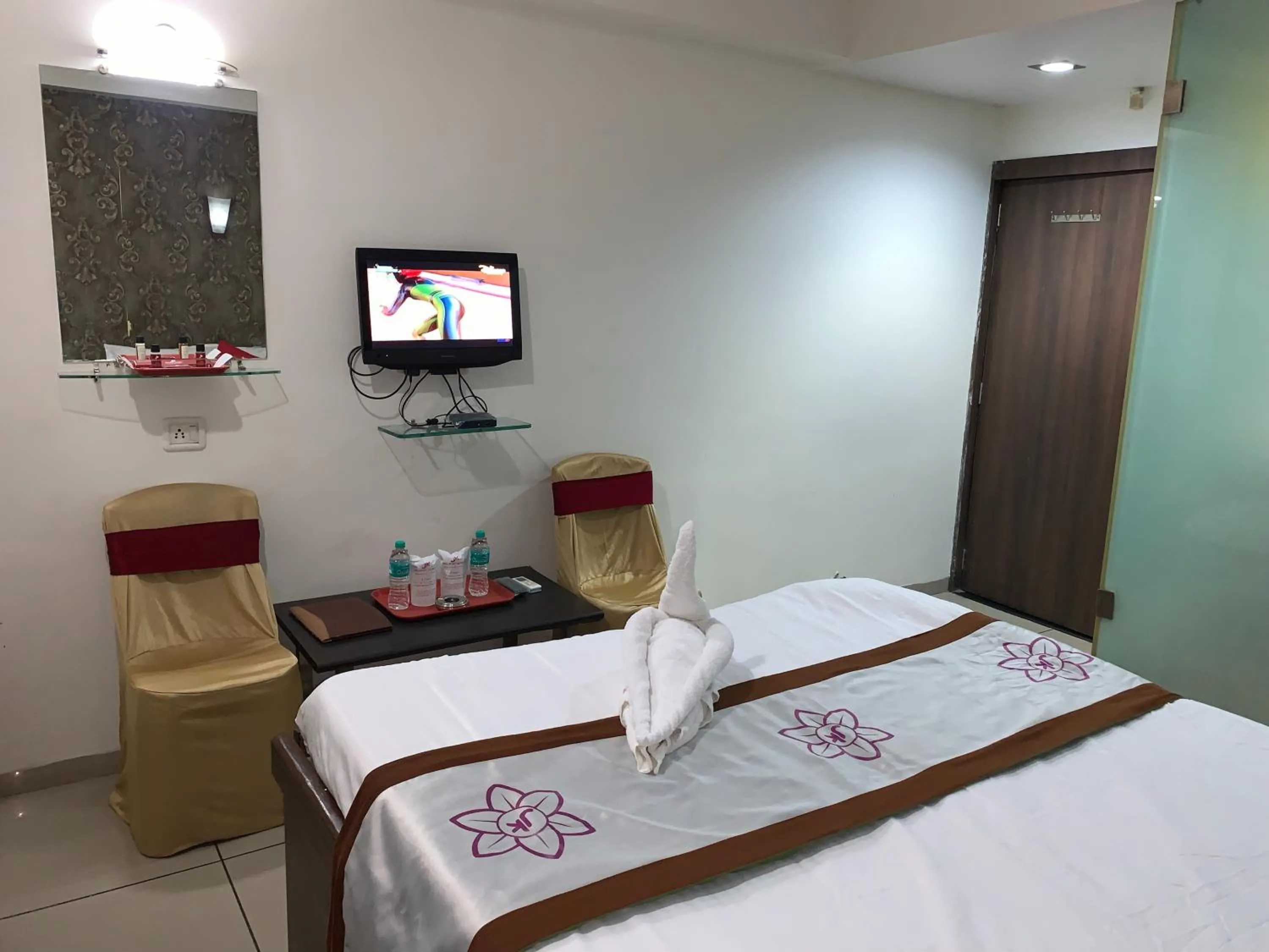 Bed in Hotel JK Lions - Koradi Road Nagpur