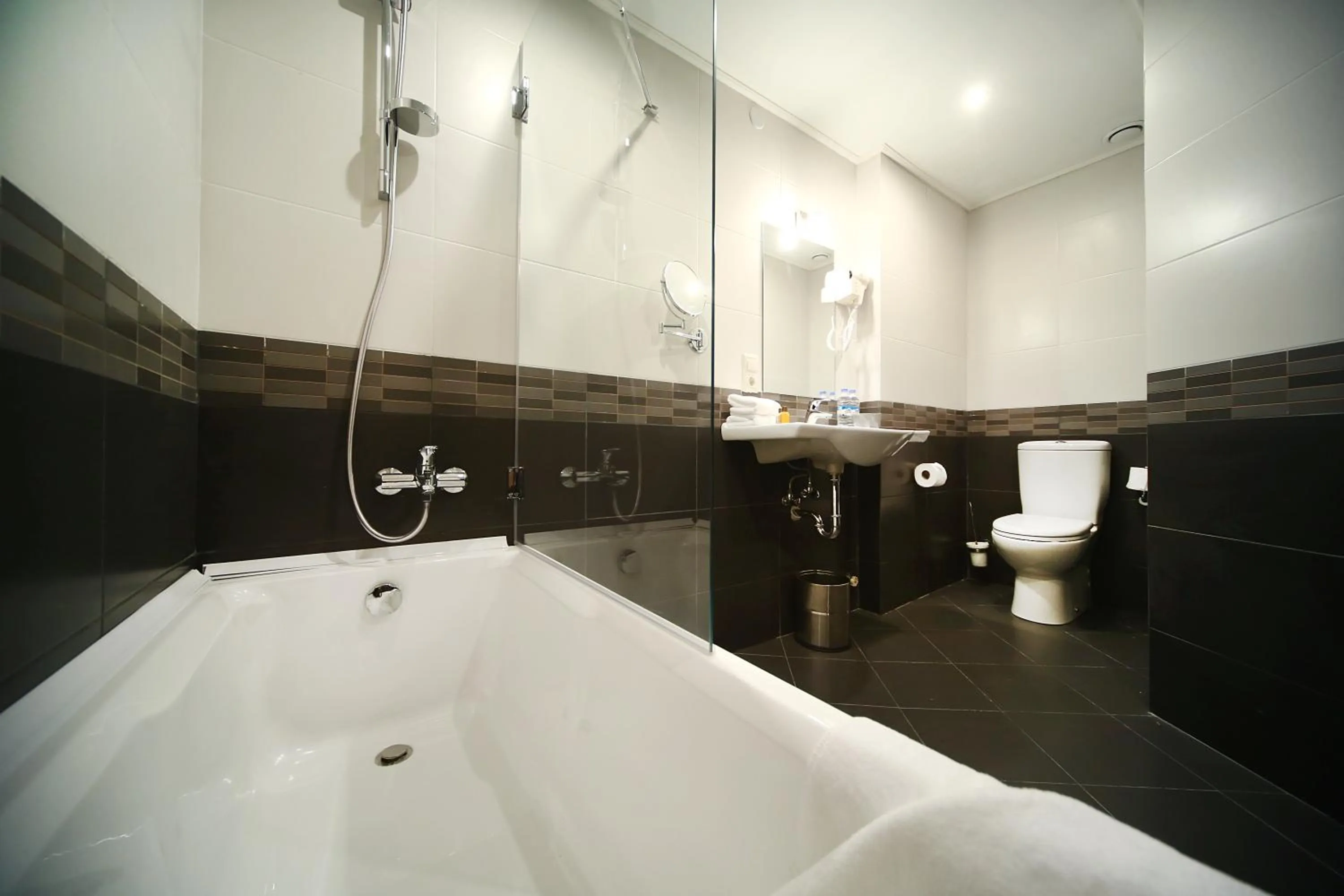 Bathroom in Tskaltubo Plaza Hotel