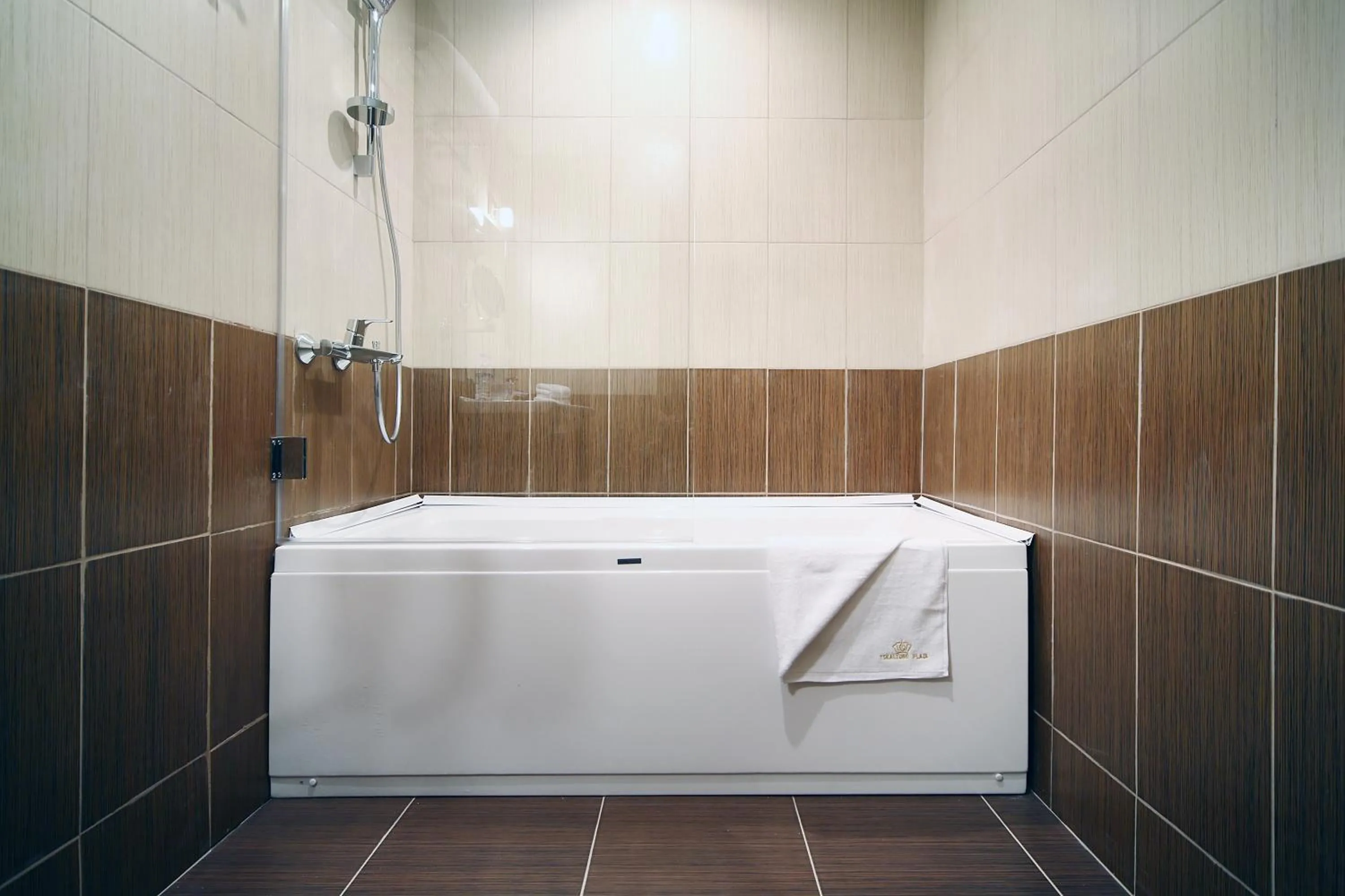 Bathroom in Tskaltubo Plaza Hotel