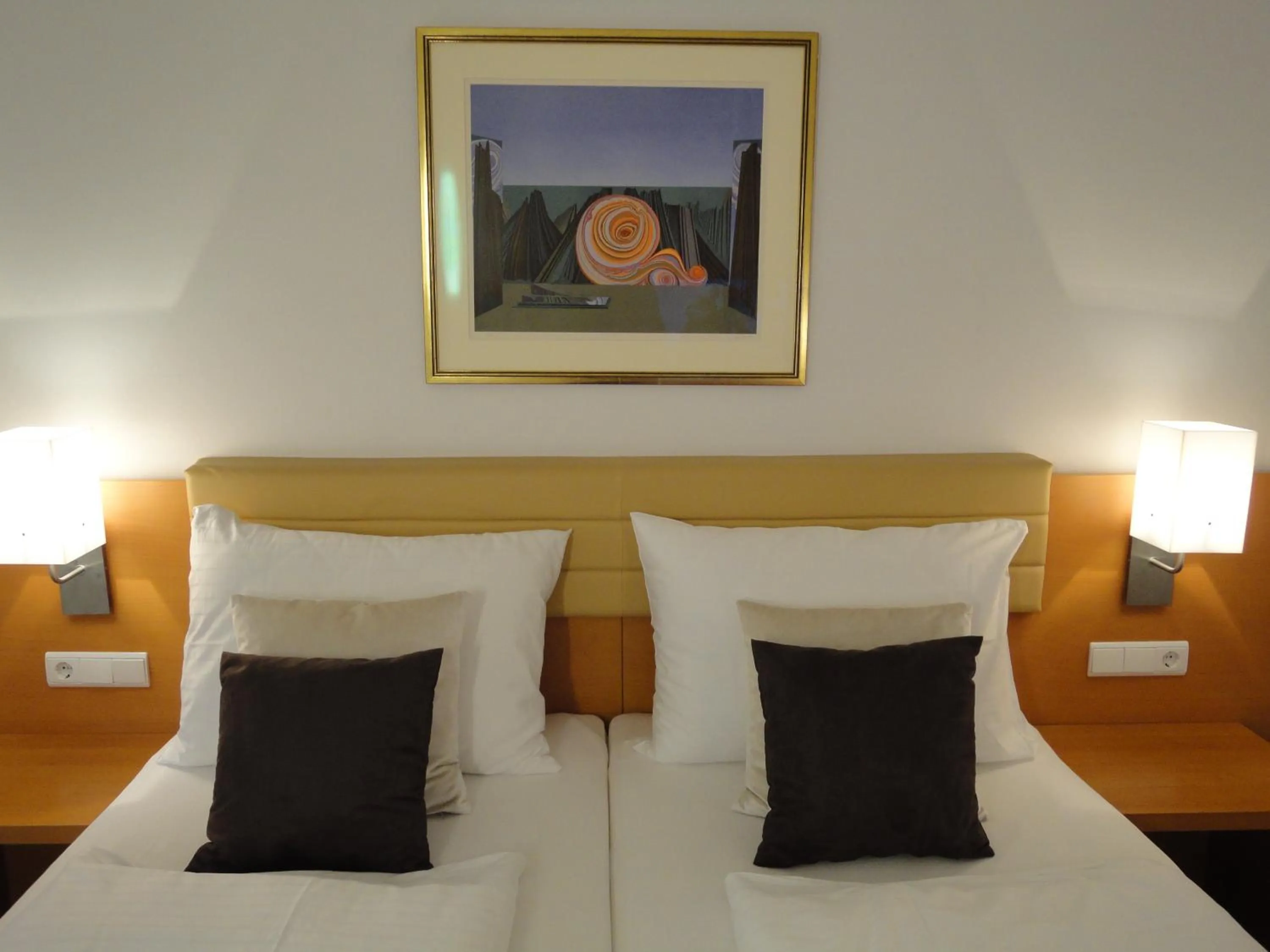 Photo of the whole room, Bed in City Hotel Albrecht