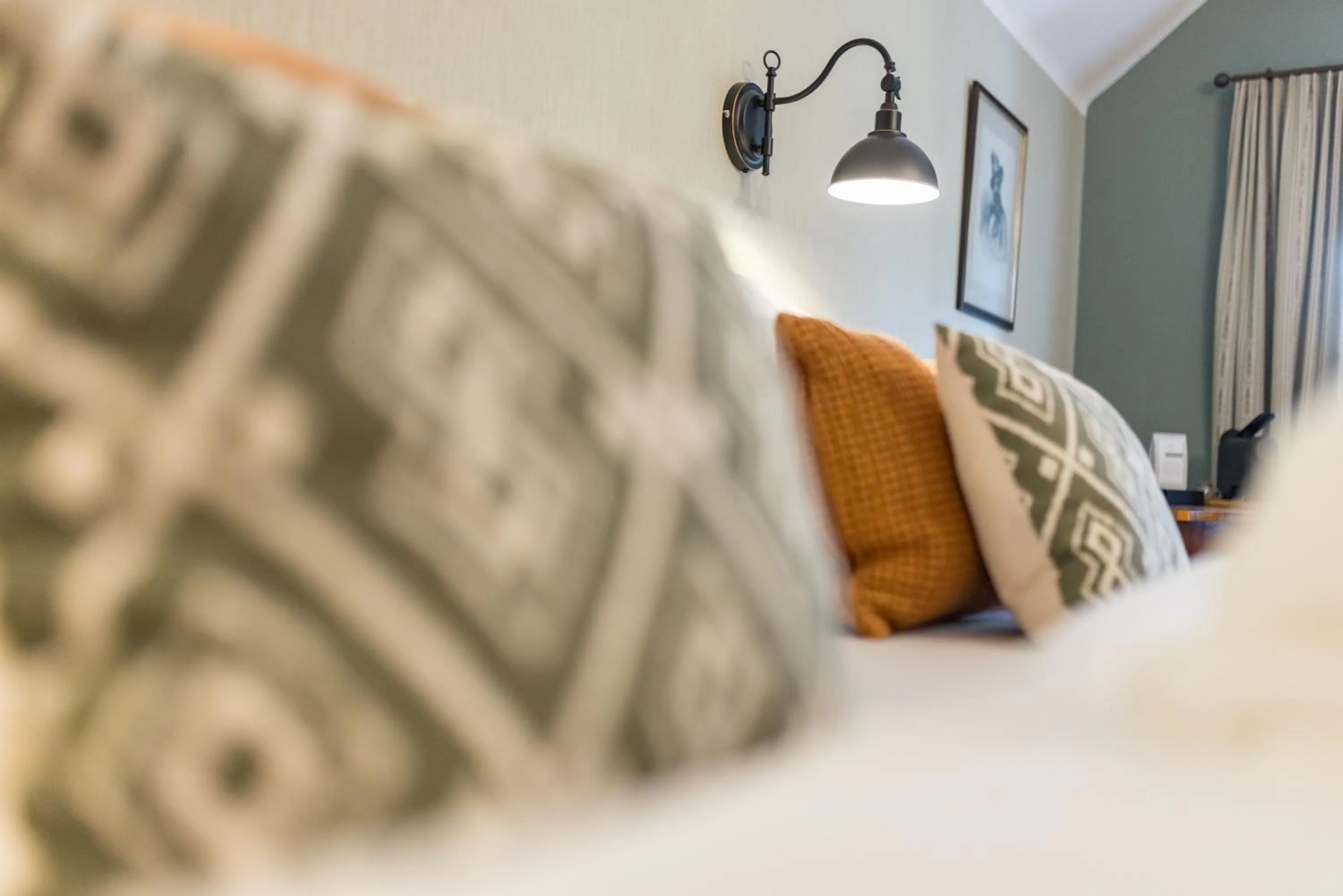 Bed in Der Schlosswirt zu Anif - Biedermeierhotel und Restaurant