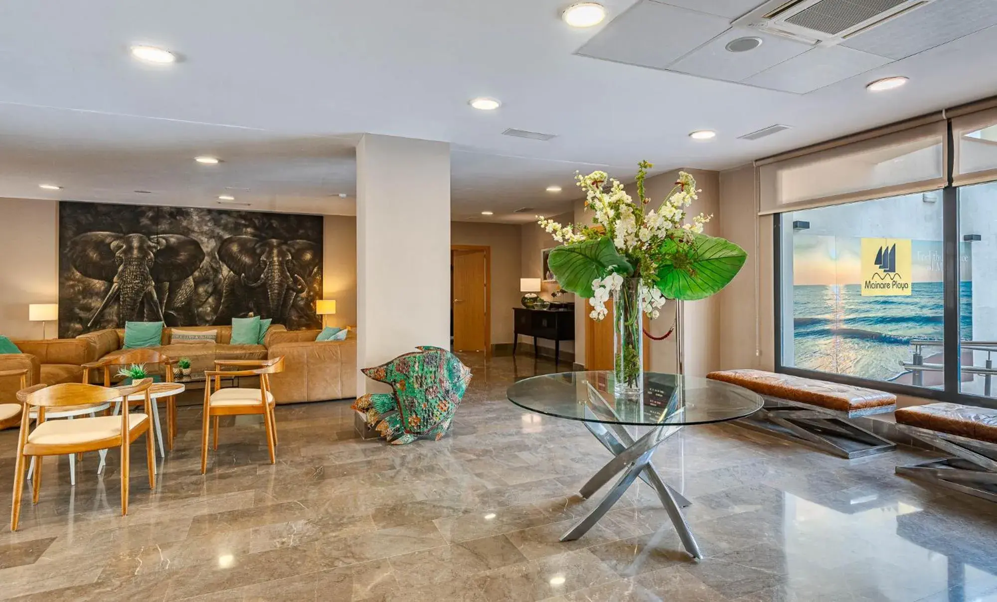 Living room in Hotel Mainare Playa Living room in Hotel Mainare Playa