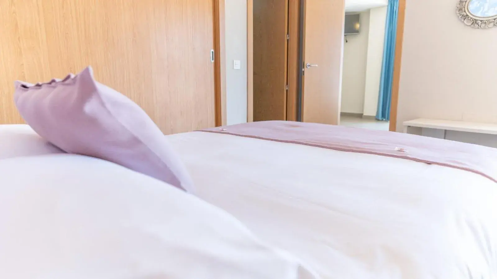 Bed in Hotel Mainare Playa Bed in Hotel Mainare Playa