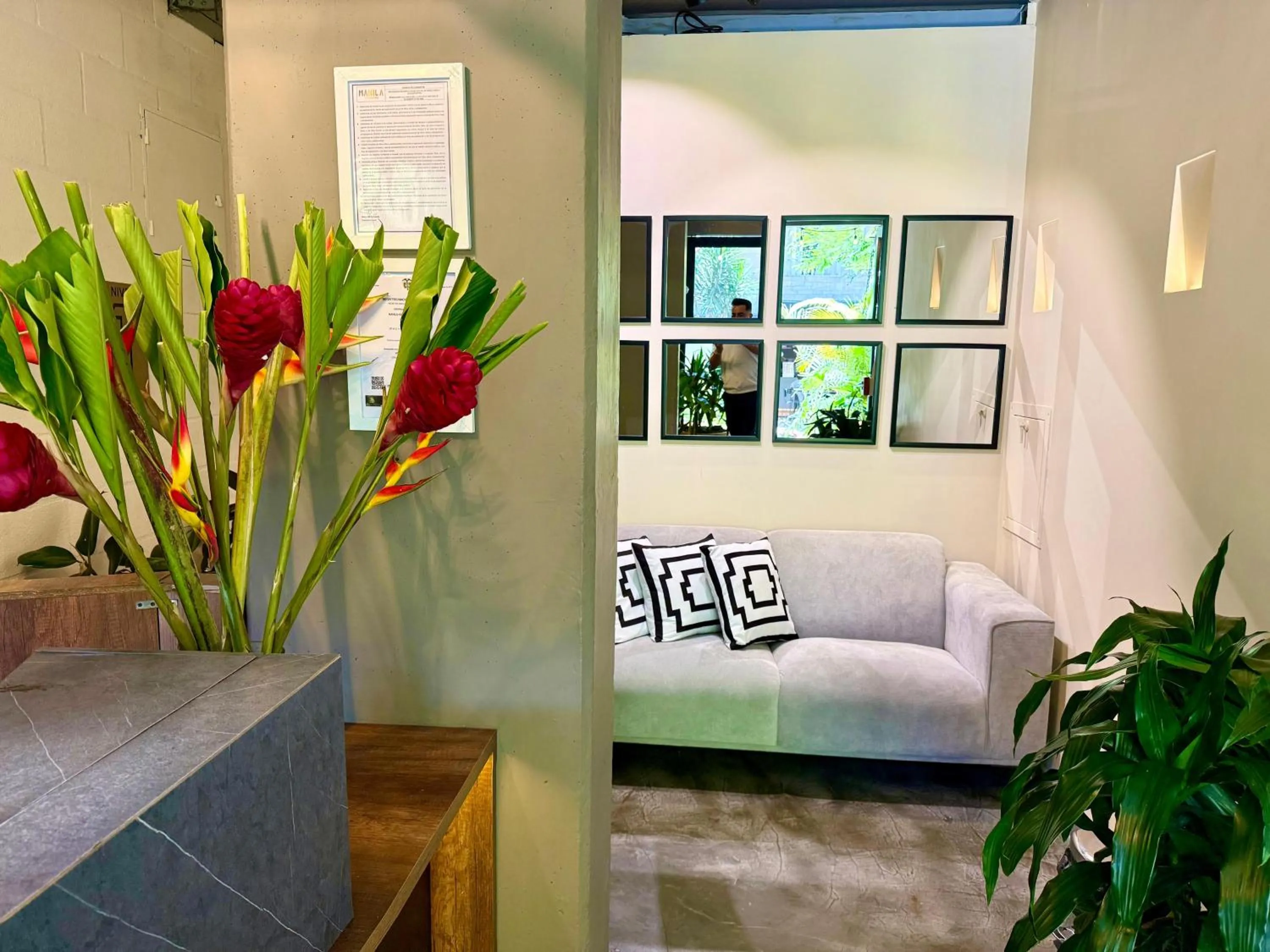 Lobby or reception in Manila Hotel Boutique