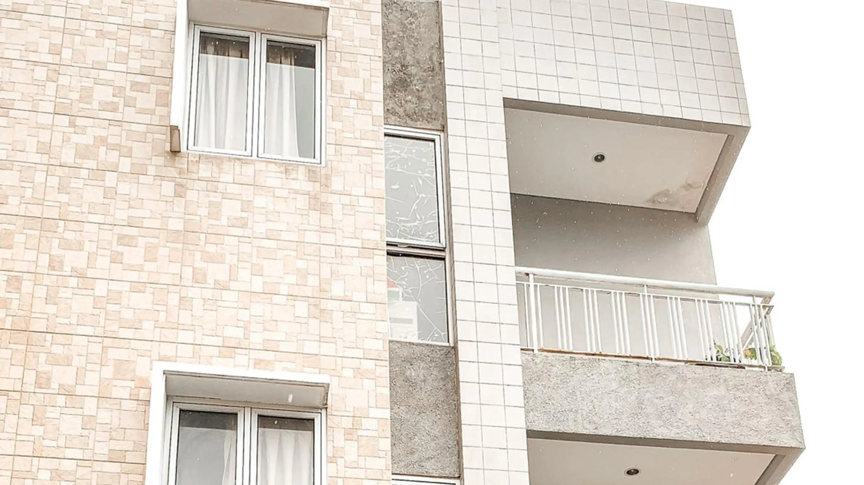 Property Building in Griya Rasuna Jakarta Mitra RedDoorz