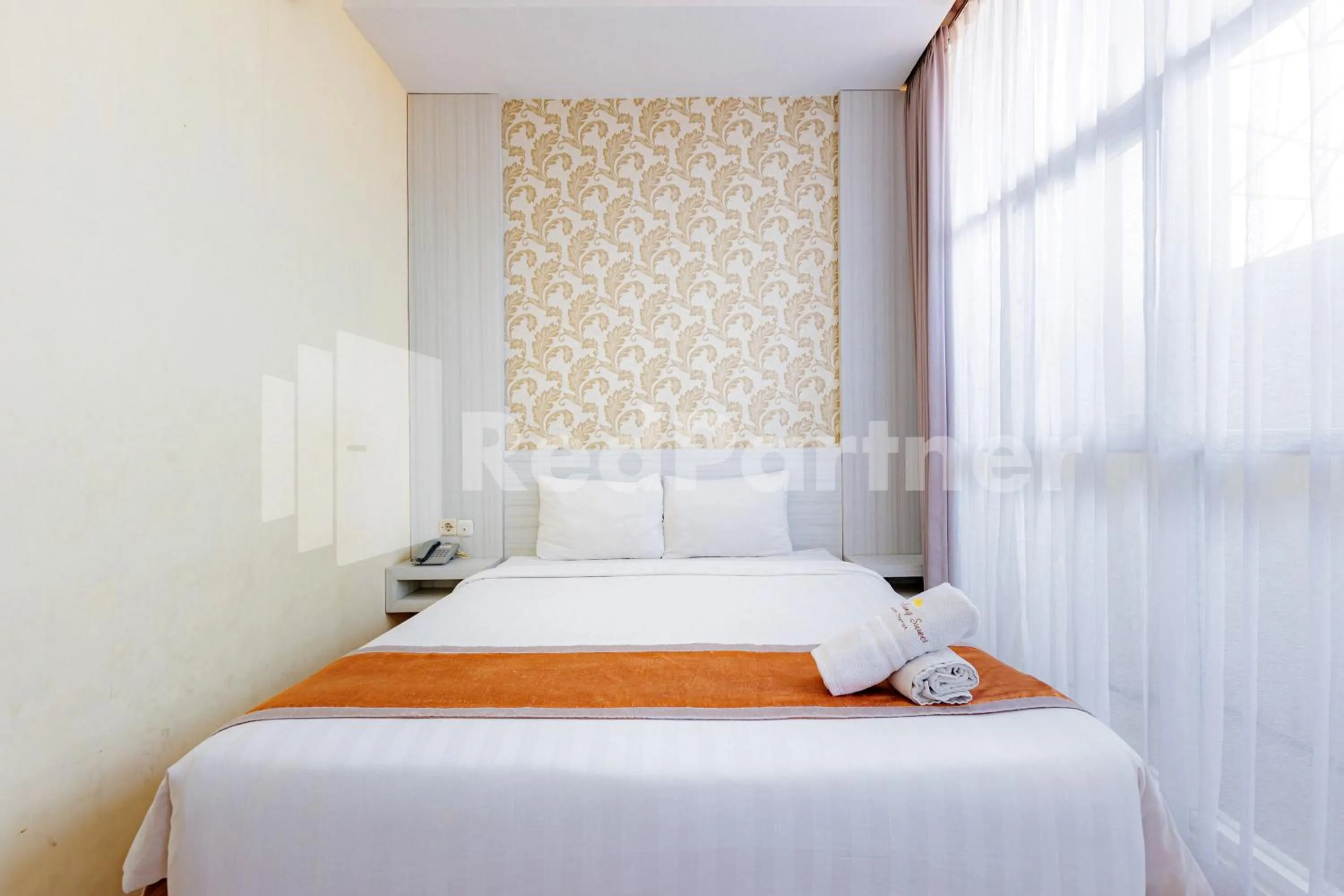 Bedroom, Bed in De Malang Sweet Homestay Syariah Mitra RedDoorz