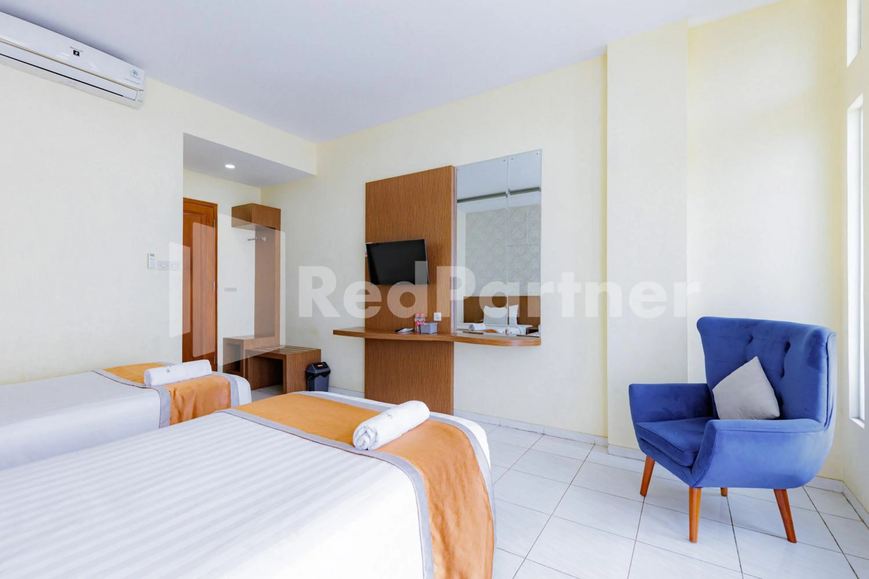 Bedroom, Bed in De Malang Sweet Homestay Syariah Mitra RedDoorz