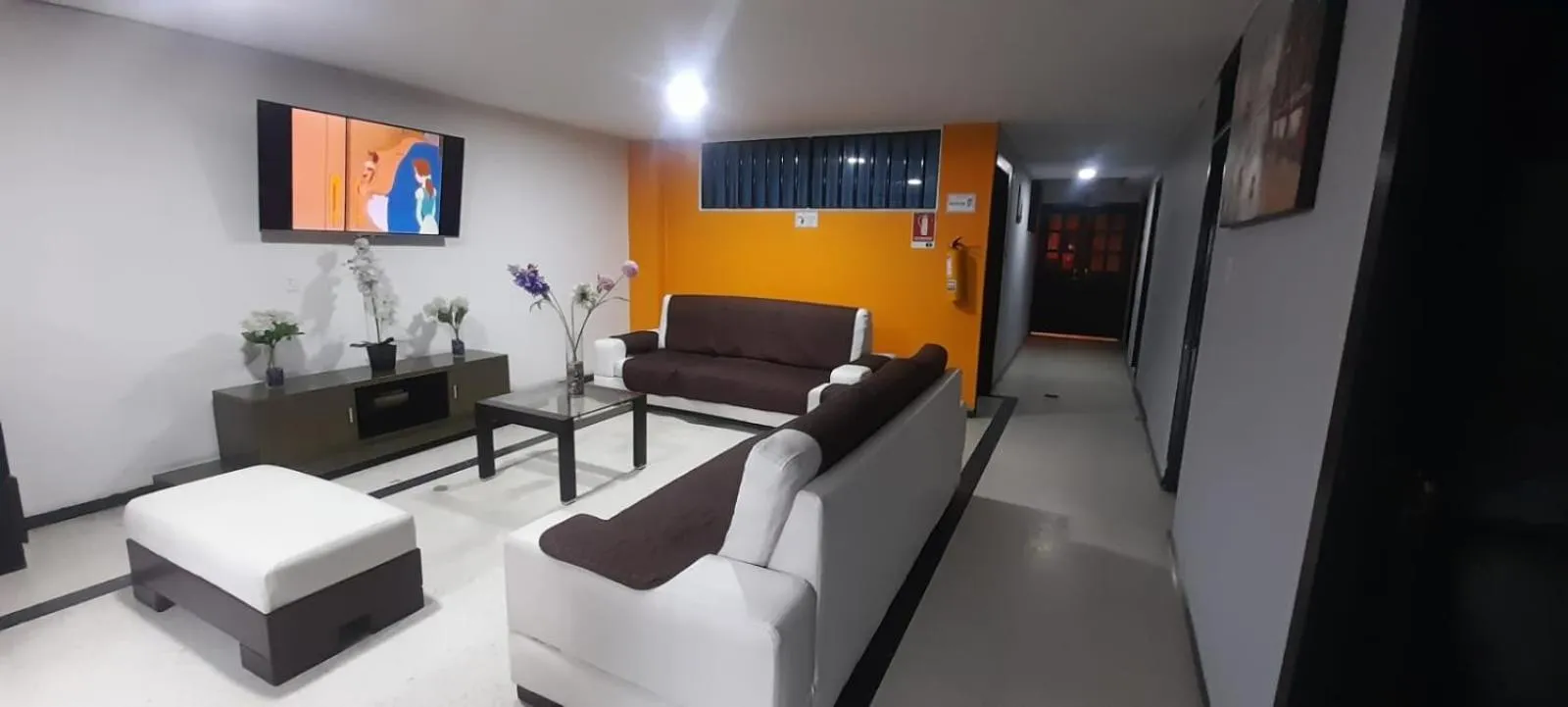 Seating area in Hotel Elegant Suite