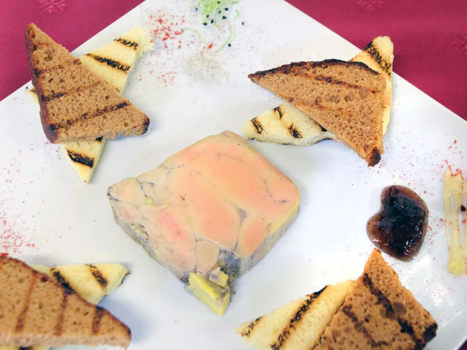 Food in Hotel de L'Oise