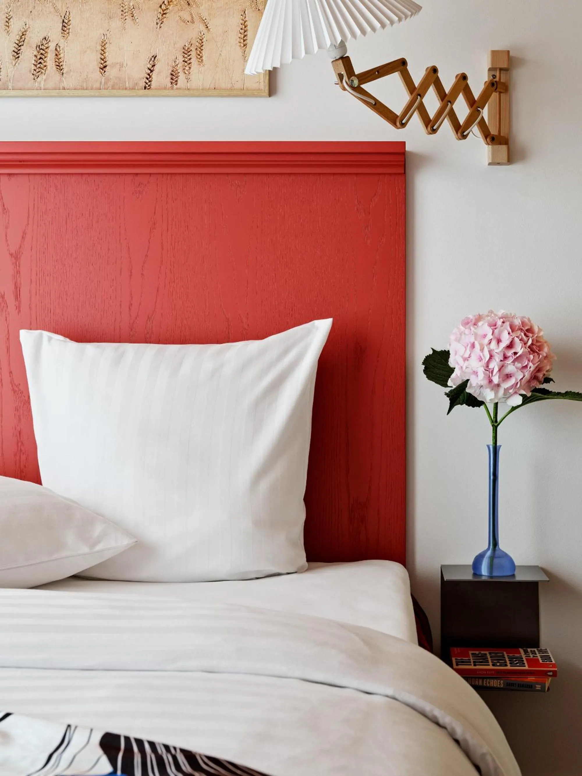 Bed in Dahei Apartment Hotel