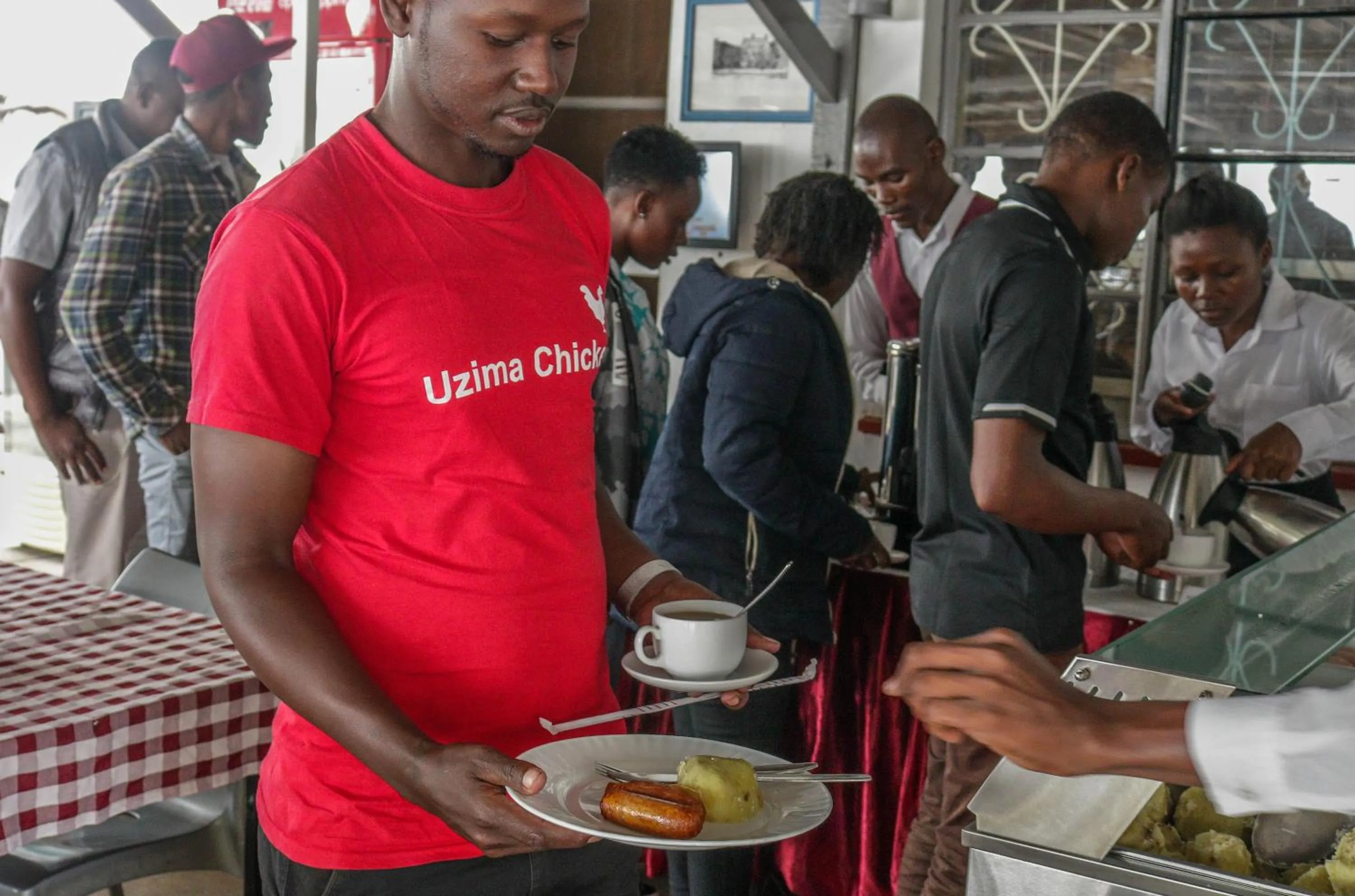 Restaurant/places to eat in Melvic Hotel