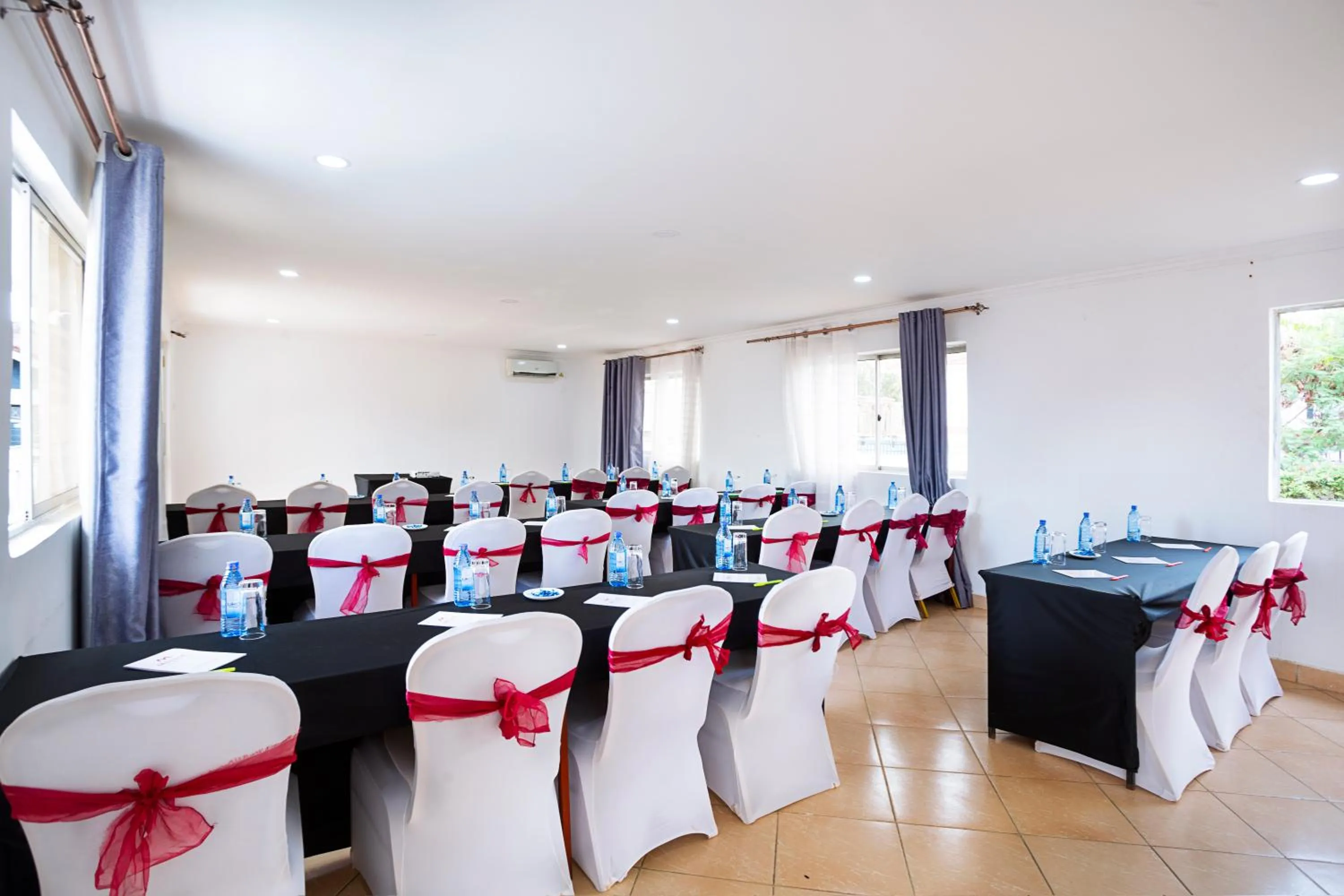 Banquet/Function facilities in Melvic Hotel