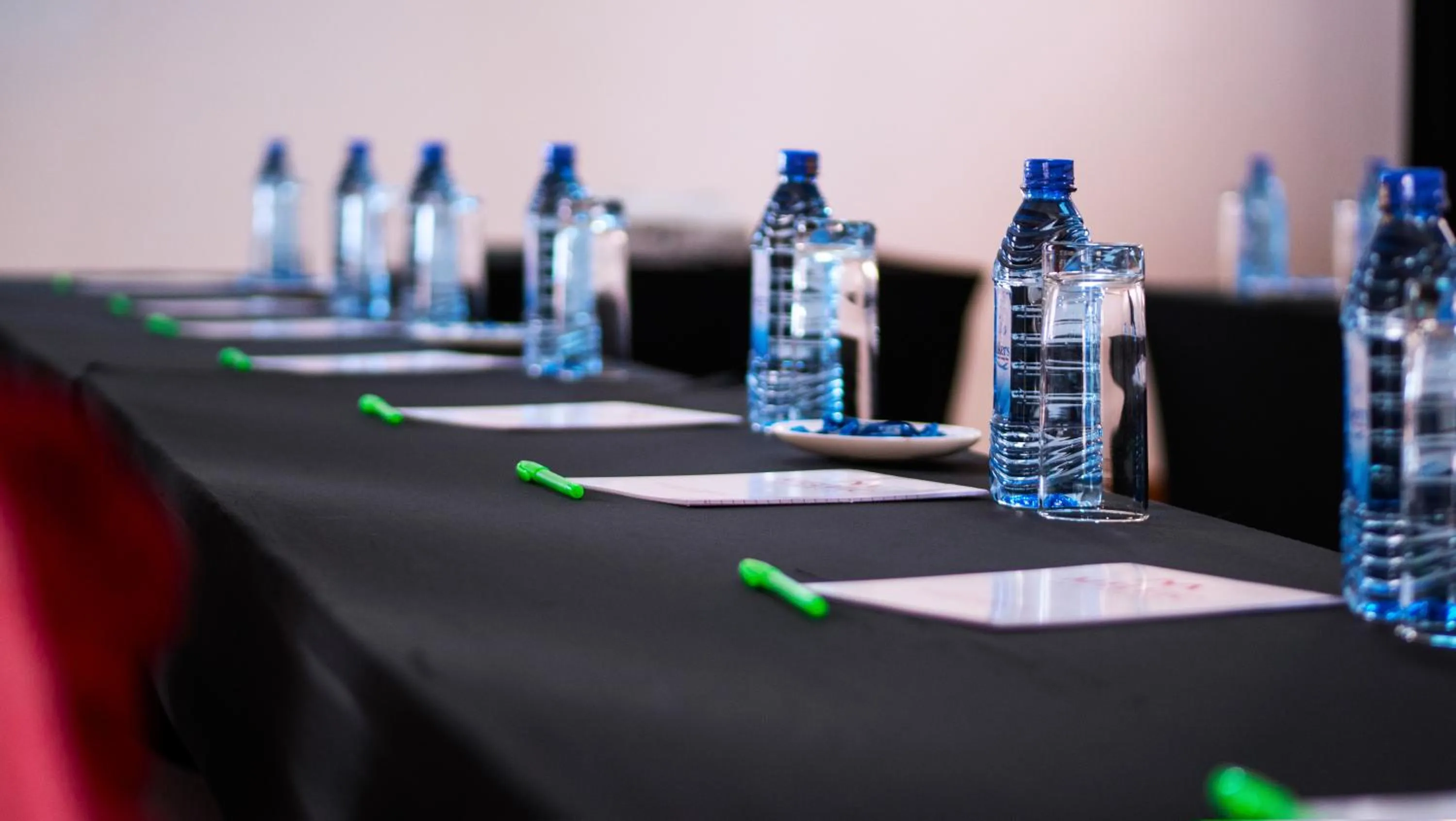 Meeting/conference room in Melvic Hotel