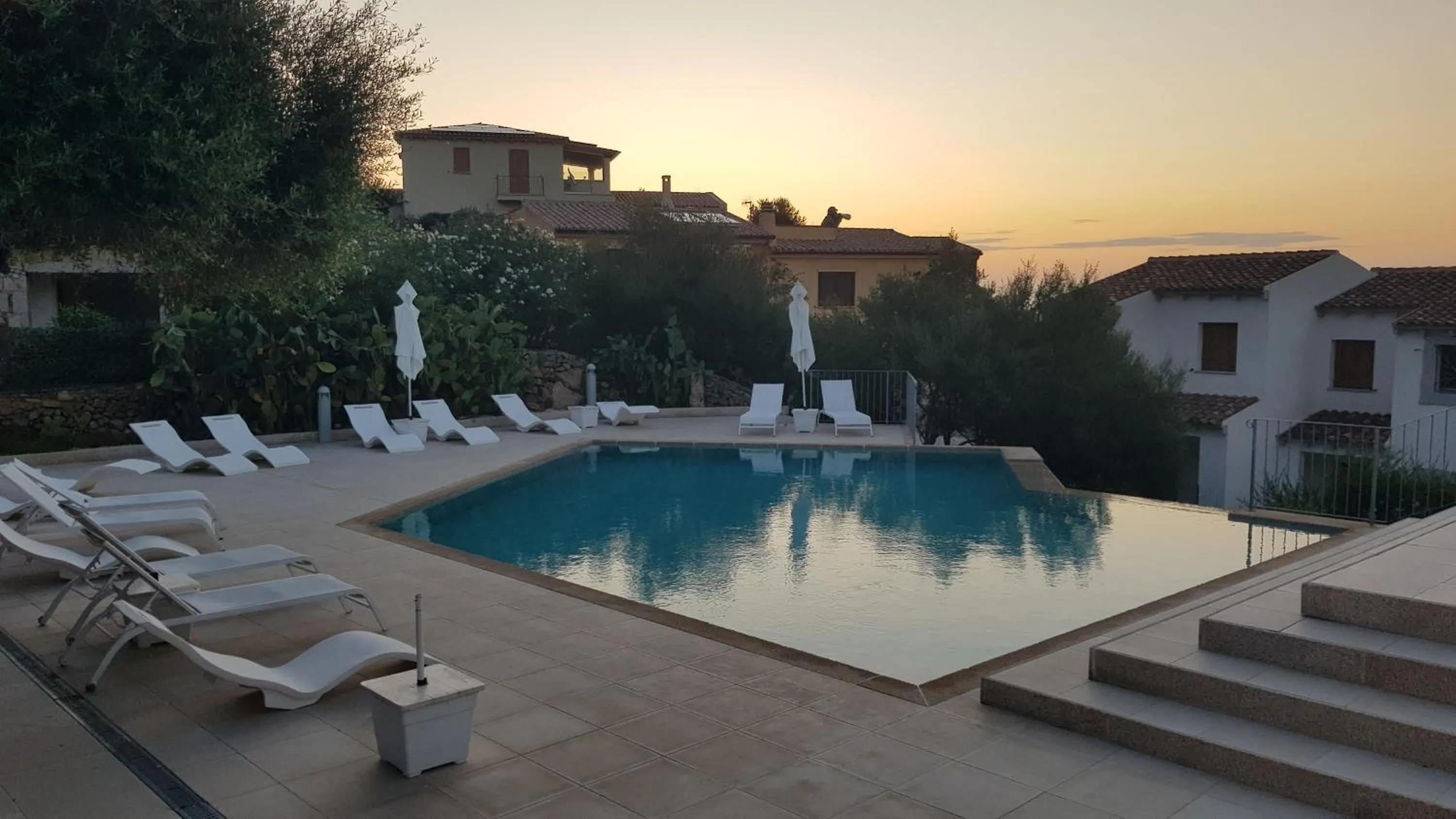 Swimming pool in Residence Chiaro di Luna