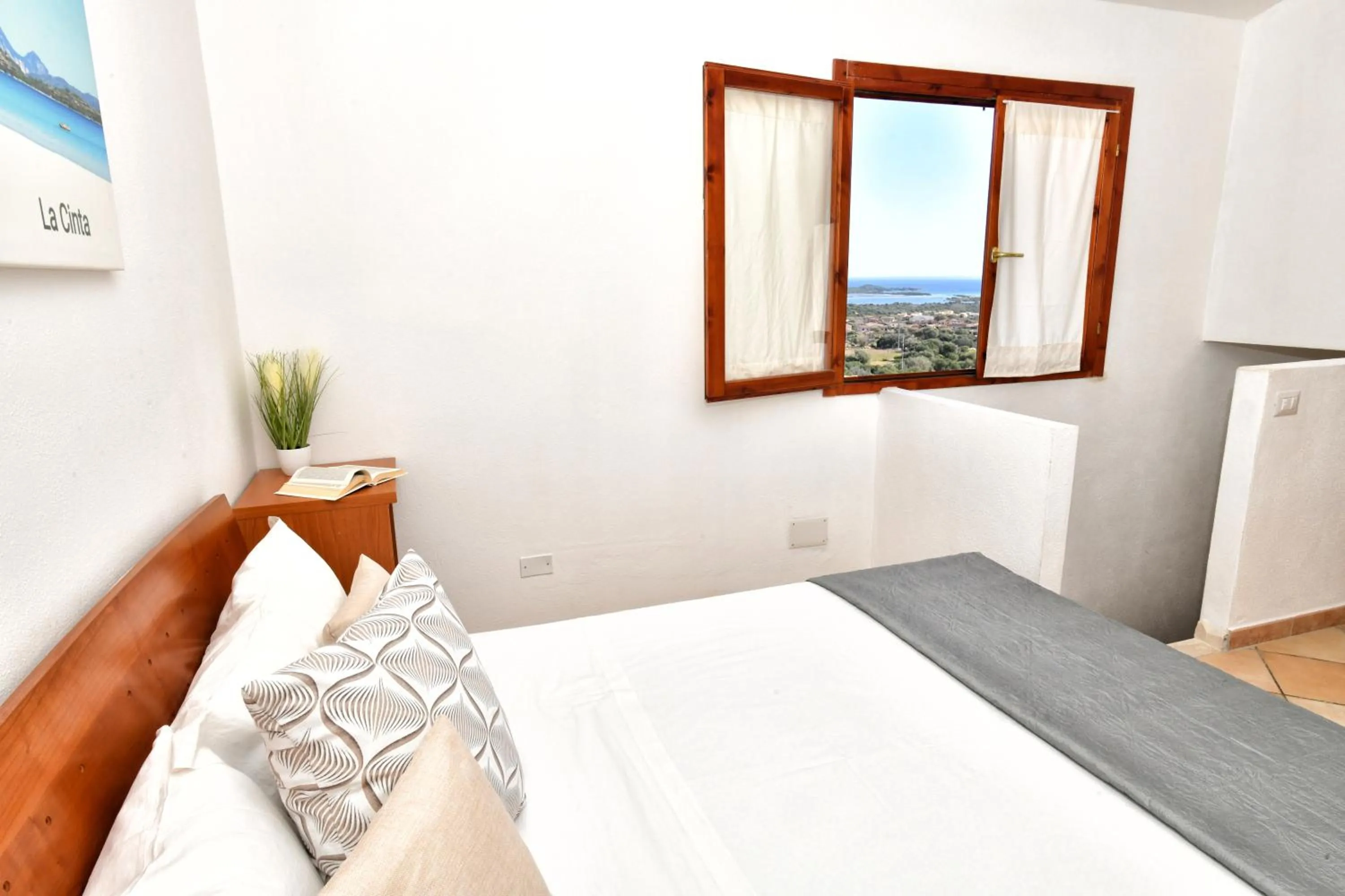 Bed in Residence Chiaro di Luna