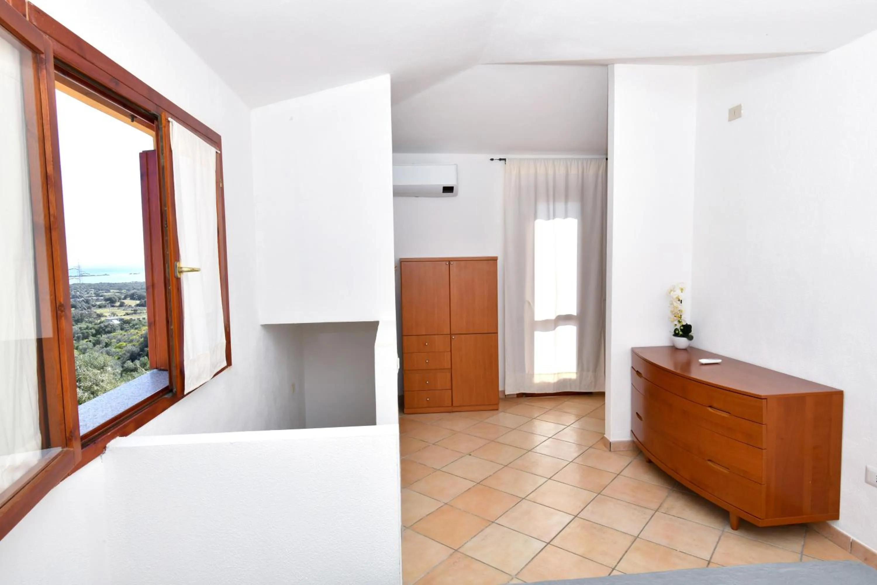Photo of the whole room, Bed in Residence Chiaro di Luna