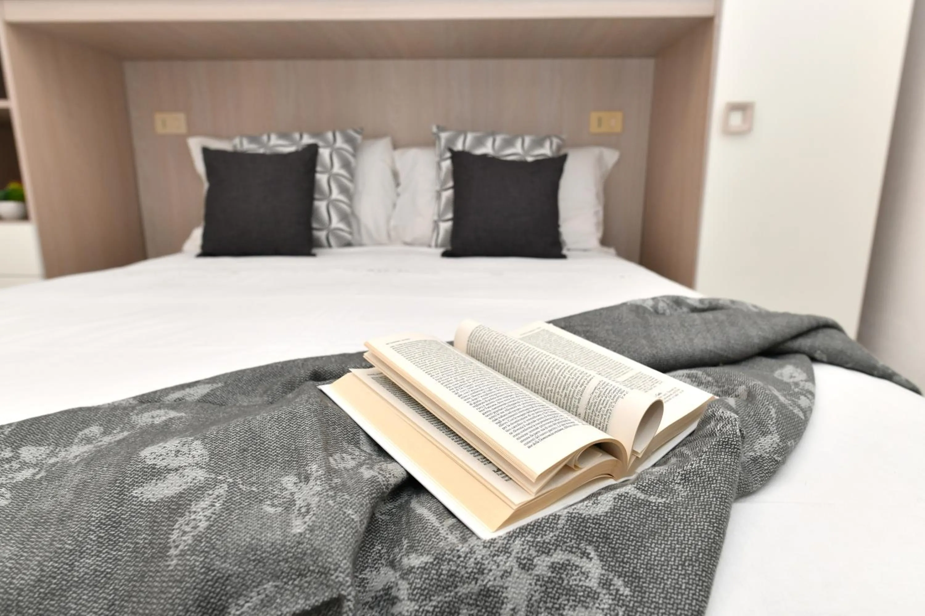 Bedroom, Bed in Residence Chiaro di Luna