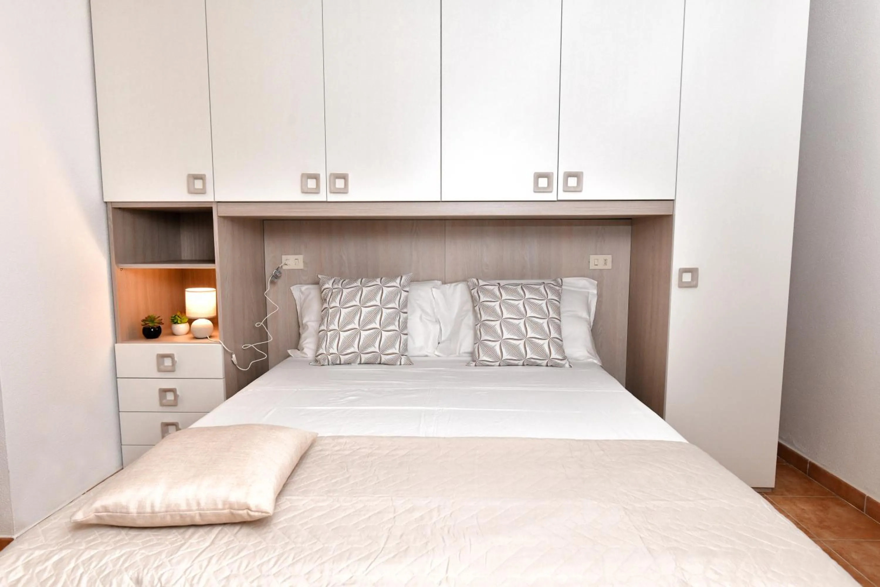 Bed in Residence Chiaro di Luna