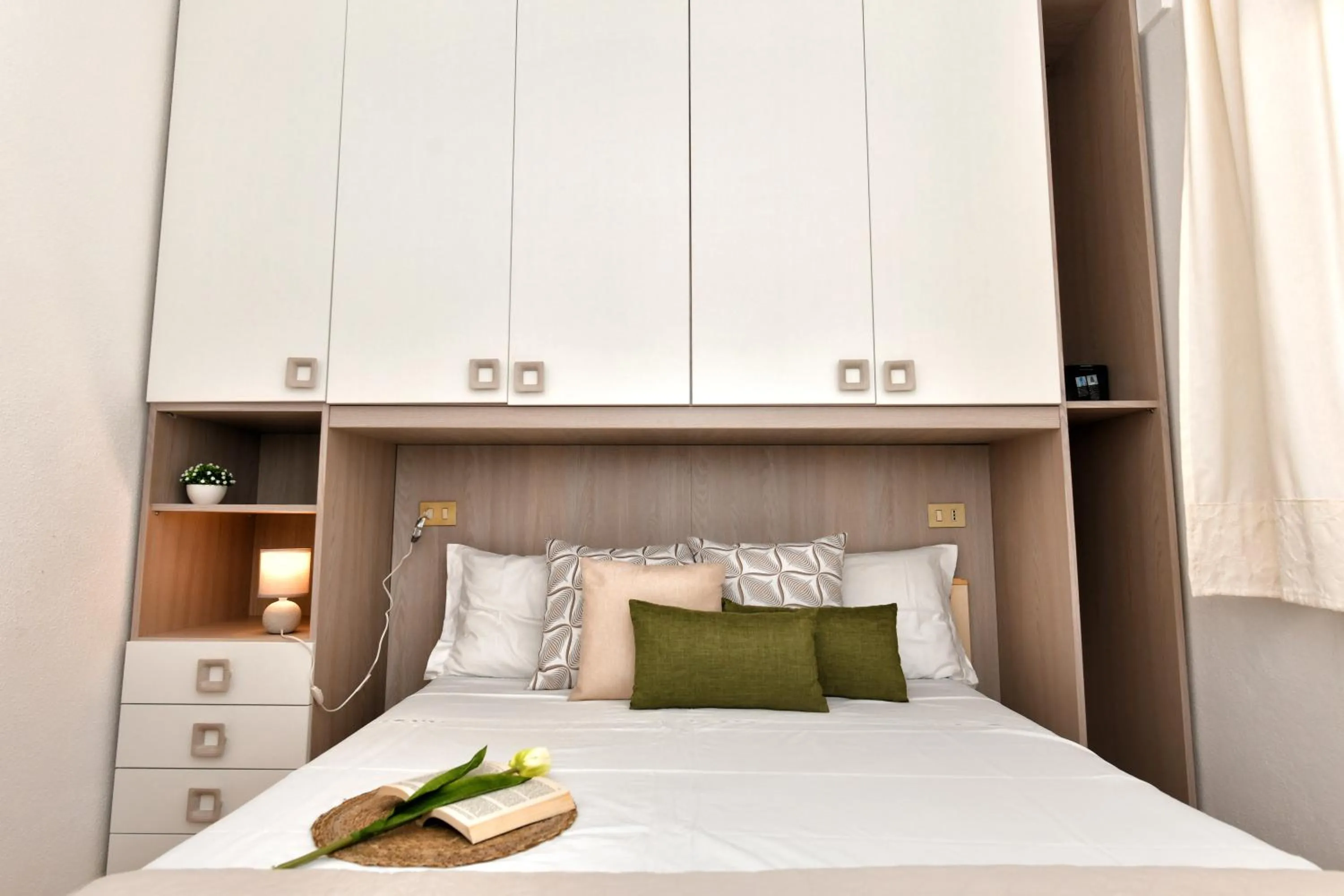 Bed in Residence Chiaro di Luna