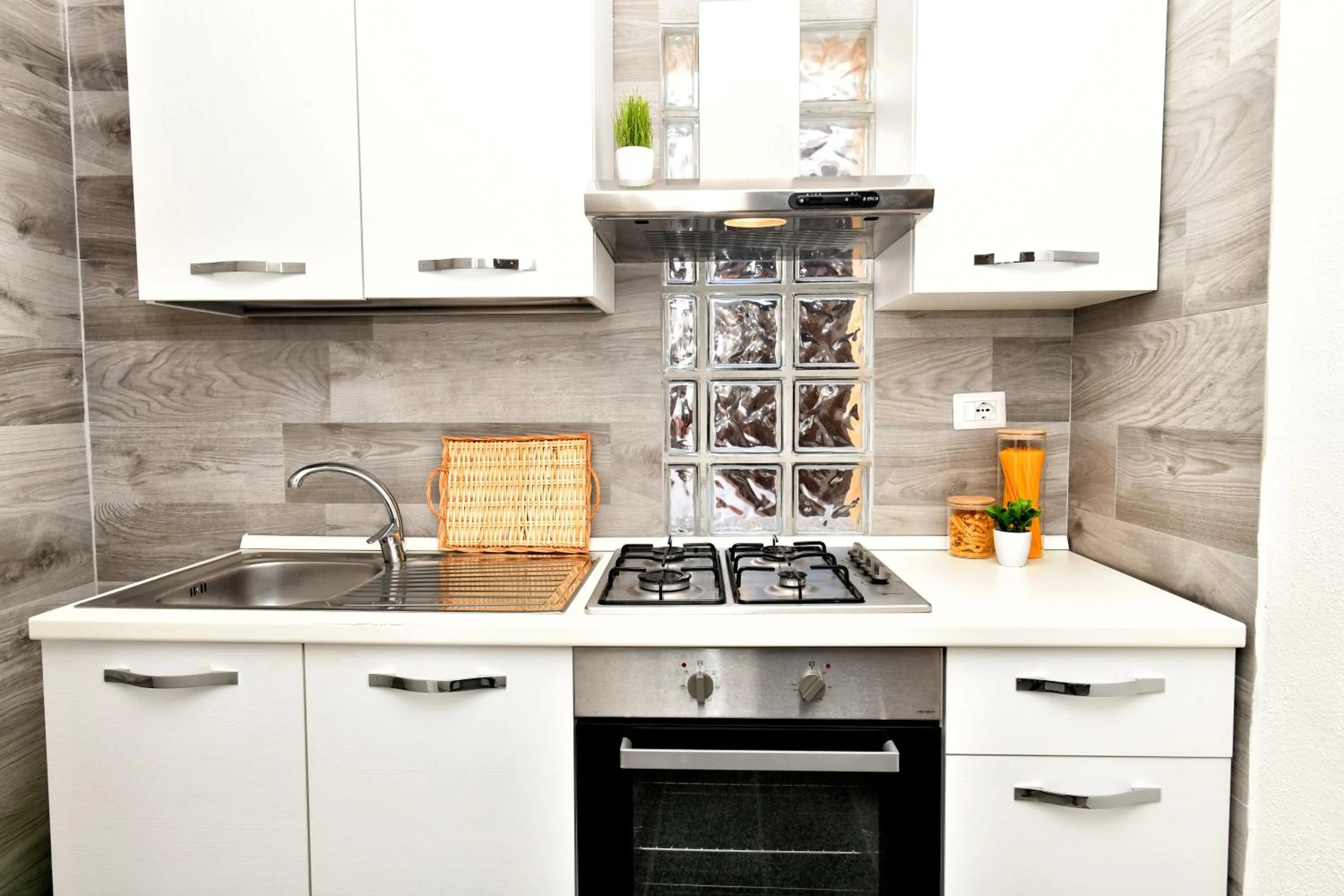 Kitchen or kitchenette in Residence Chiaro di Luna