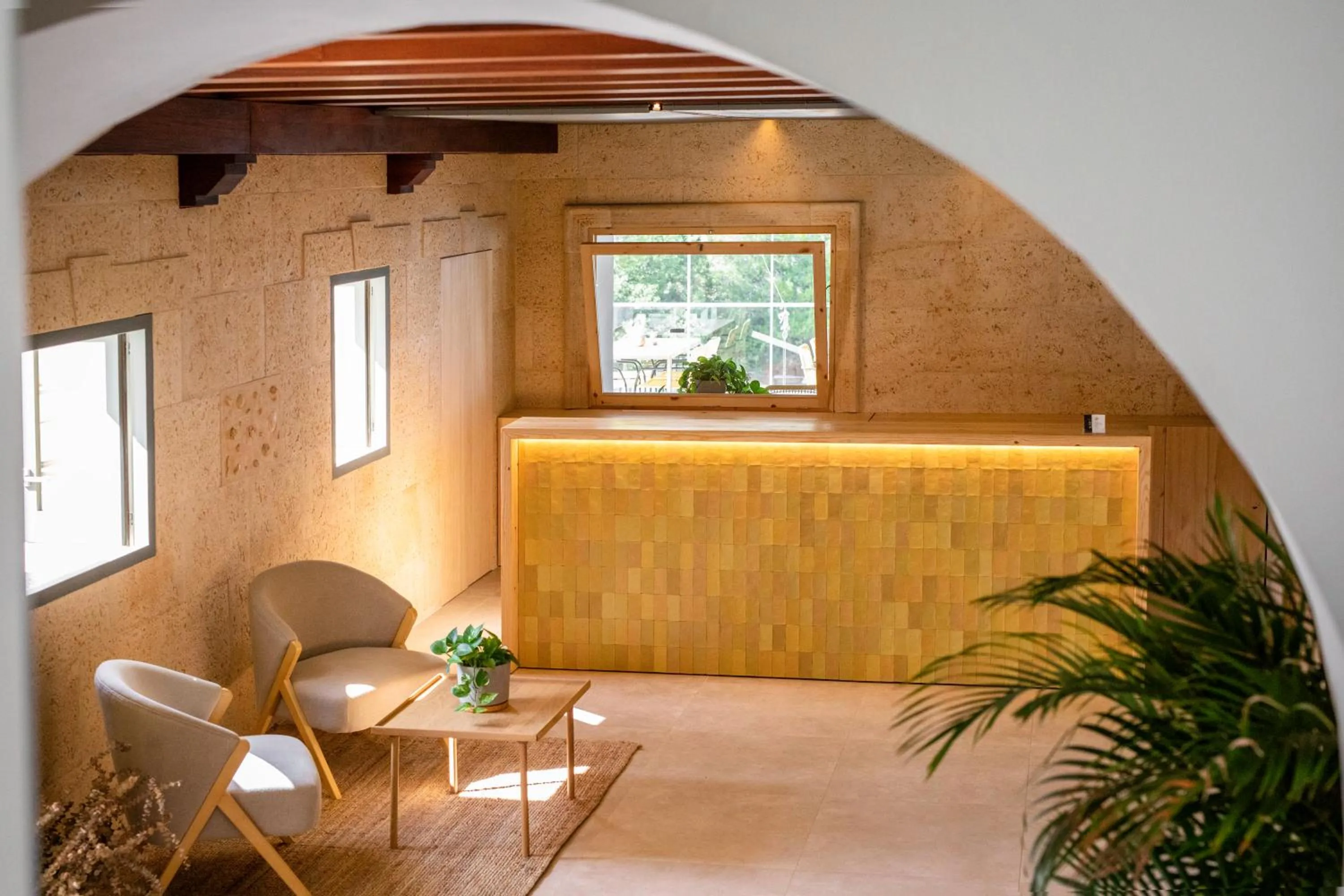 Lobby or reception in Hostal La Cigüeña