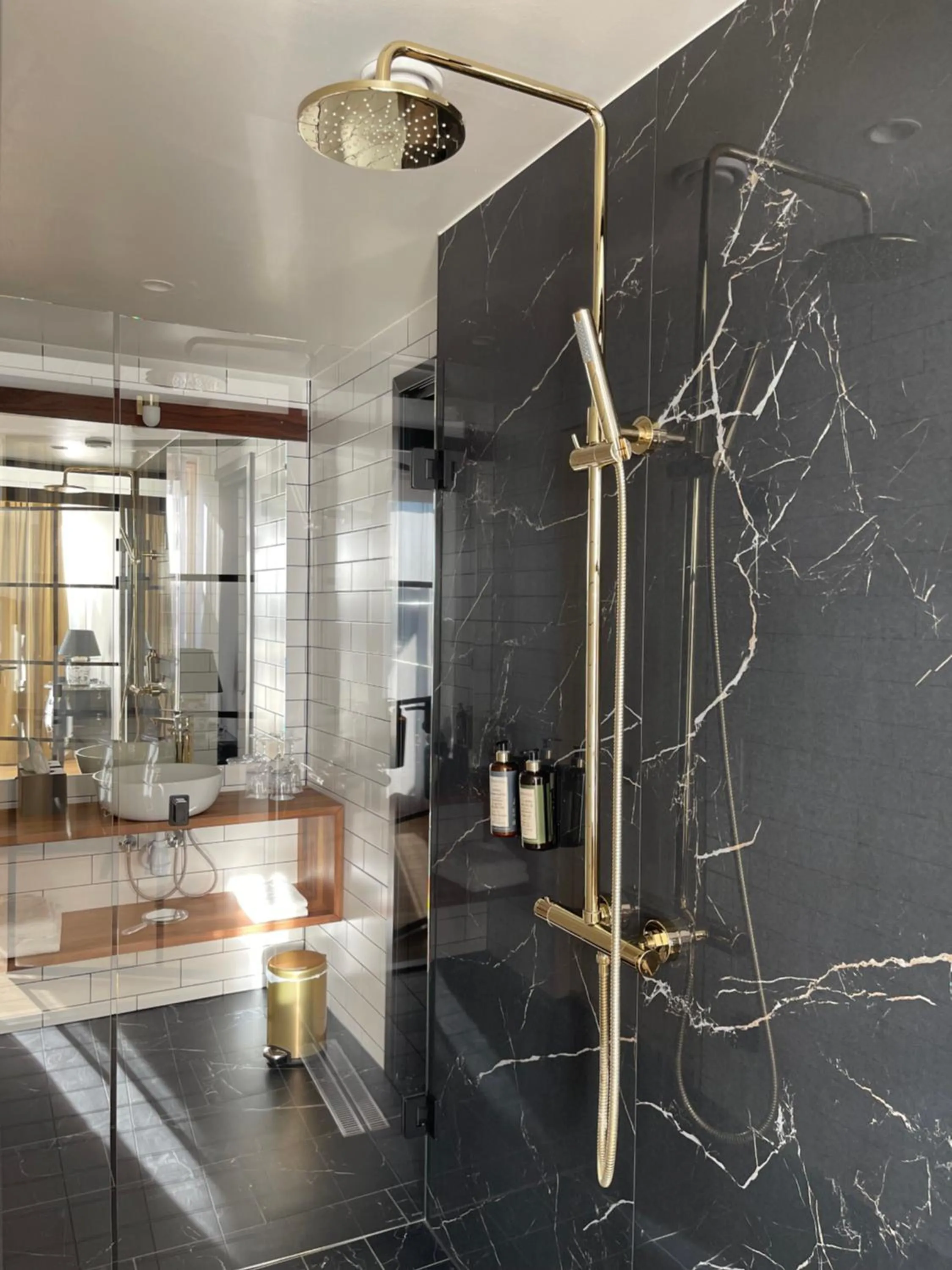 Shower in Staffanstorps Gästis Hotell