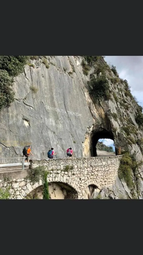 Antica Campione Rooms & Hostel