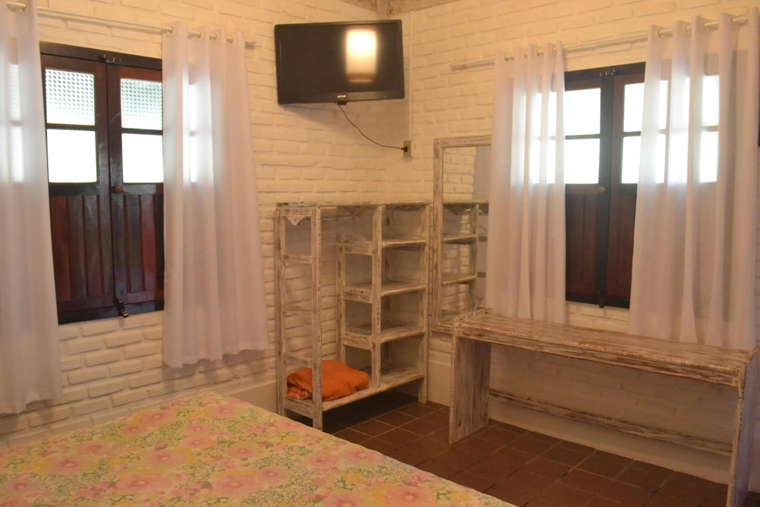 Bedroom, Bed in Pousada do Roballo