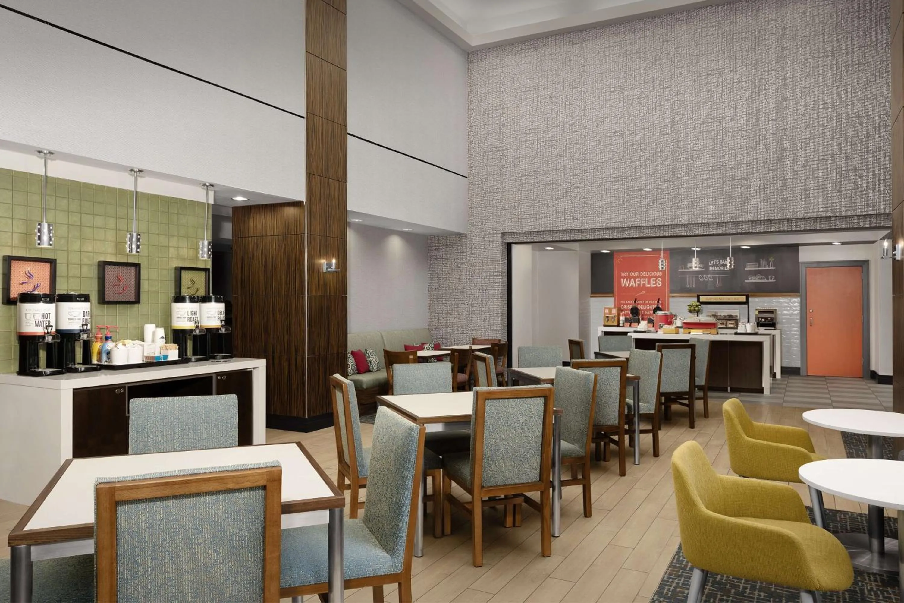 Breakfast in Hampton Inn & Suites Orlando North Altamonte Springs