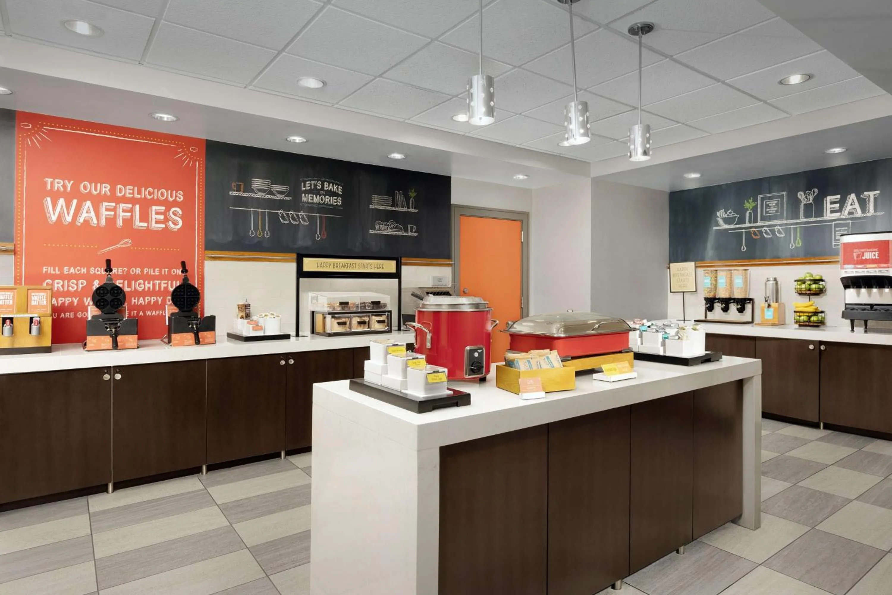 Breakfast in Hampton Inn & Suites Orlando North Altamonte Springs