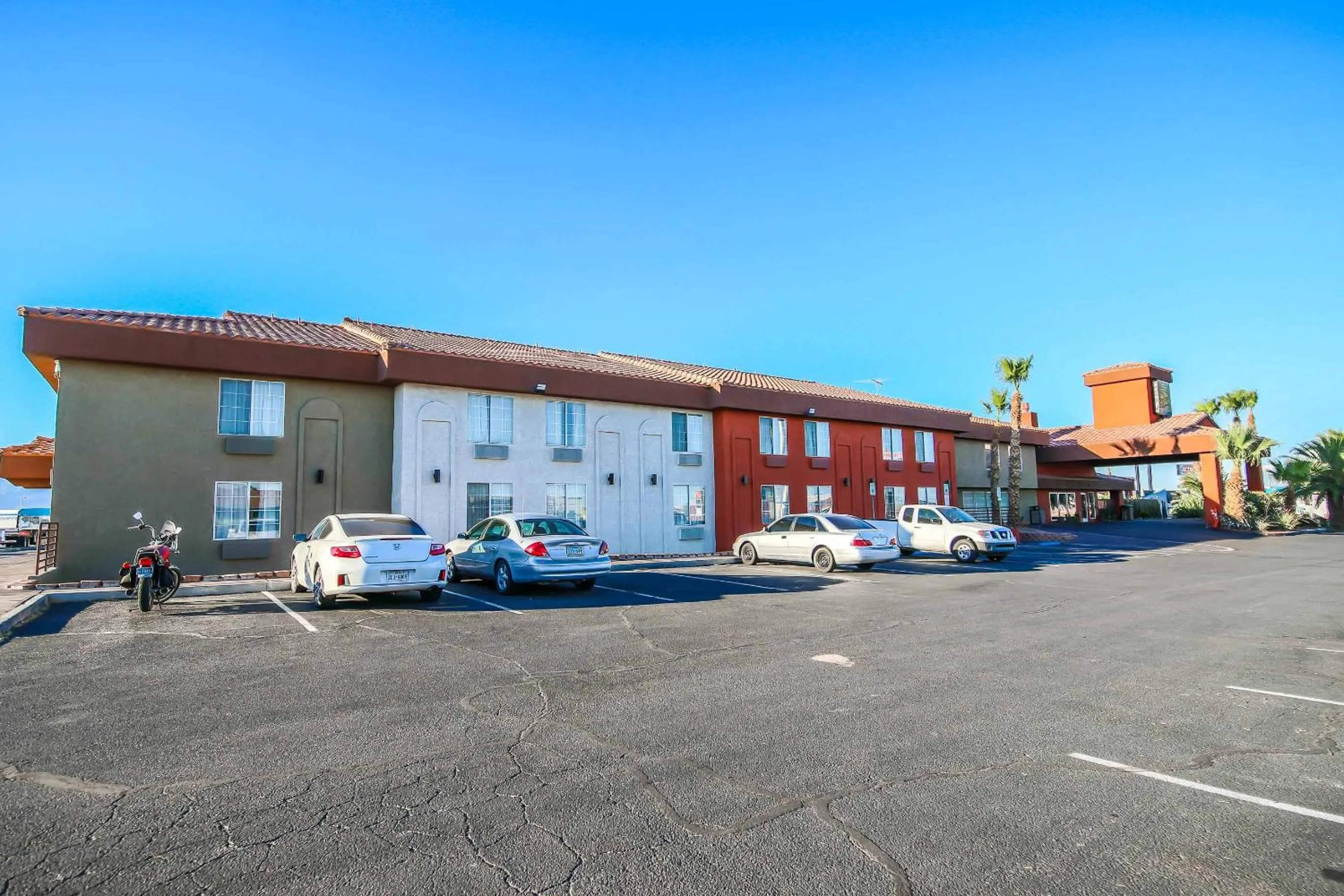 Property building in Sunrise Inn