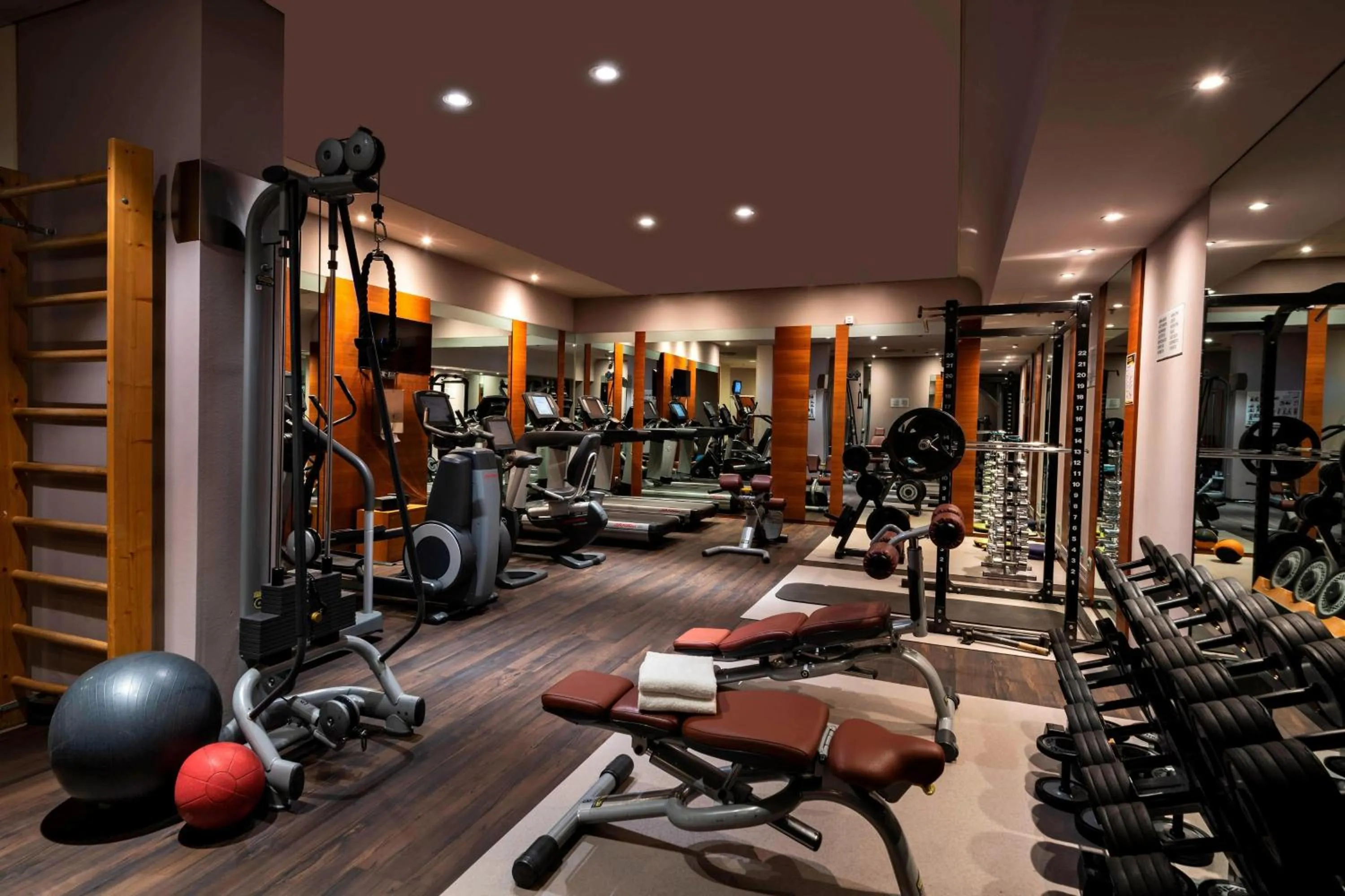 Fitness centre/facilities in Le Méridien Vienna