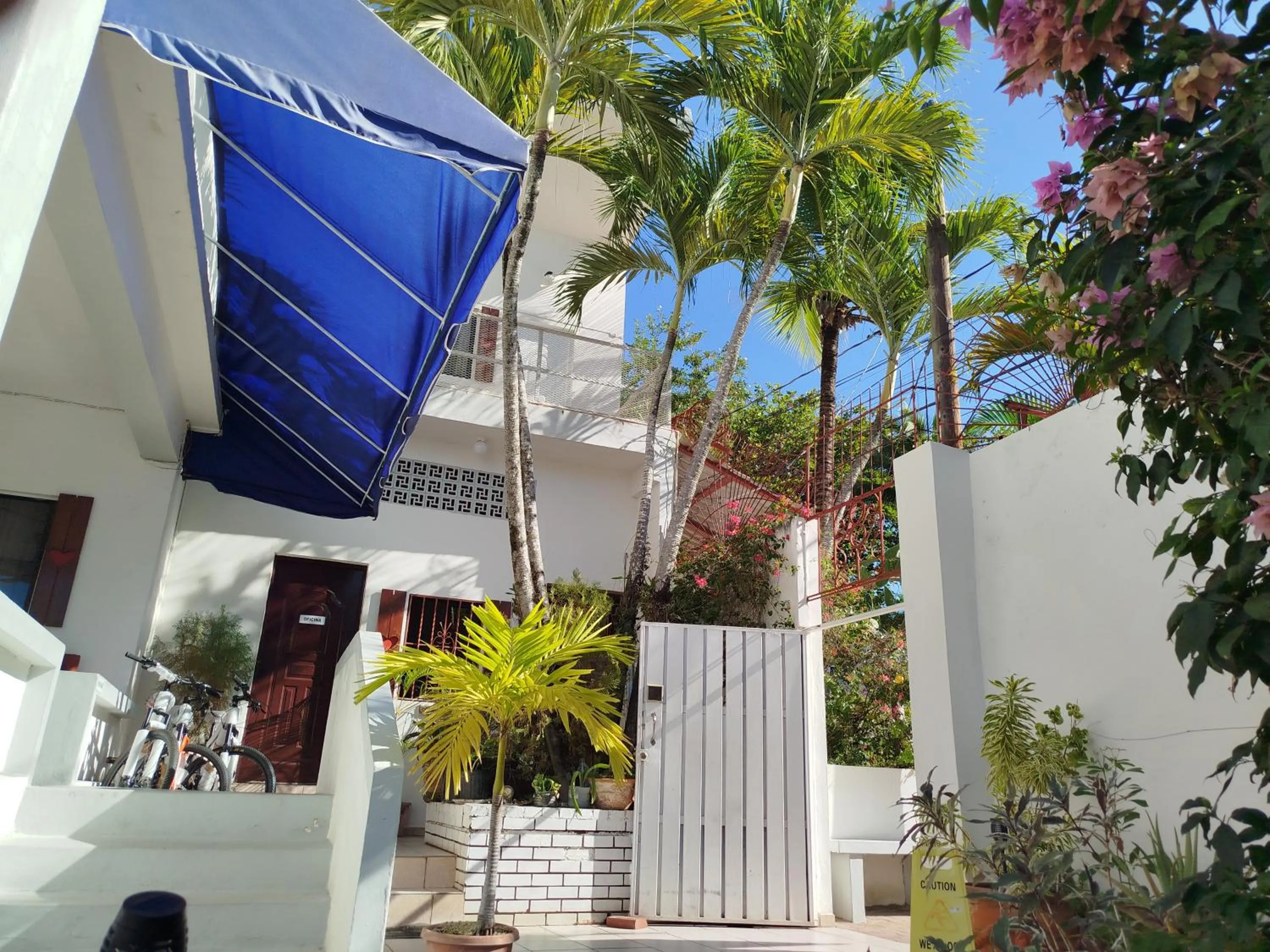 Property building in Hotel Casa Coco