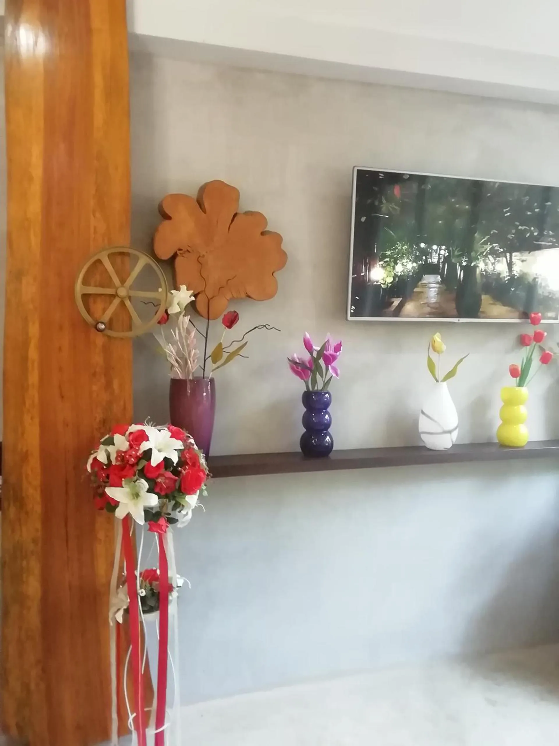 Restaurant/places to eat in The Theatre Villa