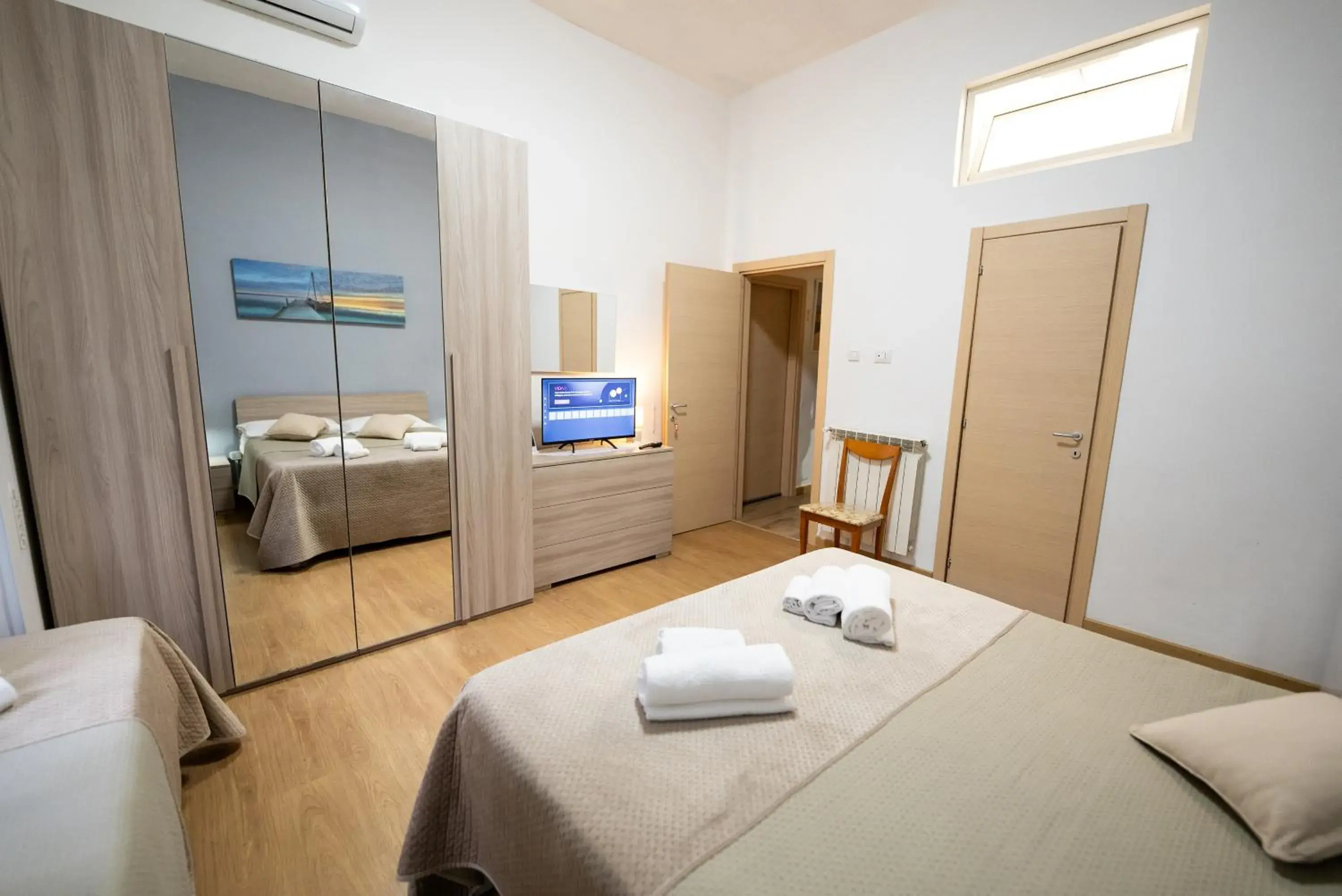 Quadruple Room with Private Bathroom - single occupancy in Home Joséphine - CASERTA Quadruple Room with Private Bathroom - single occupancy in Home Joséphine - CASERTA