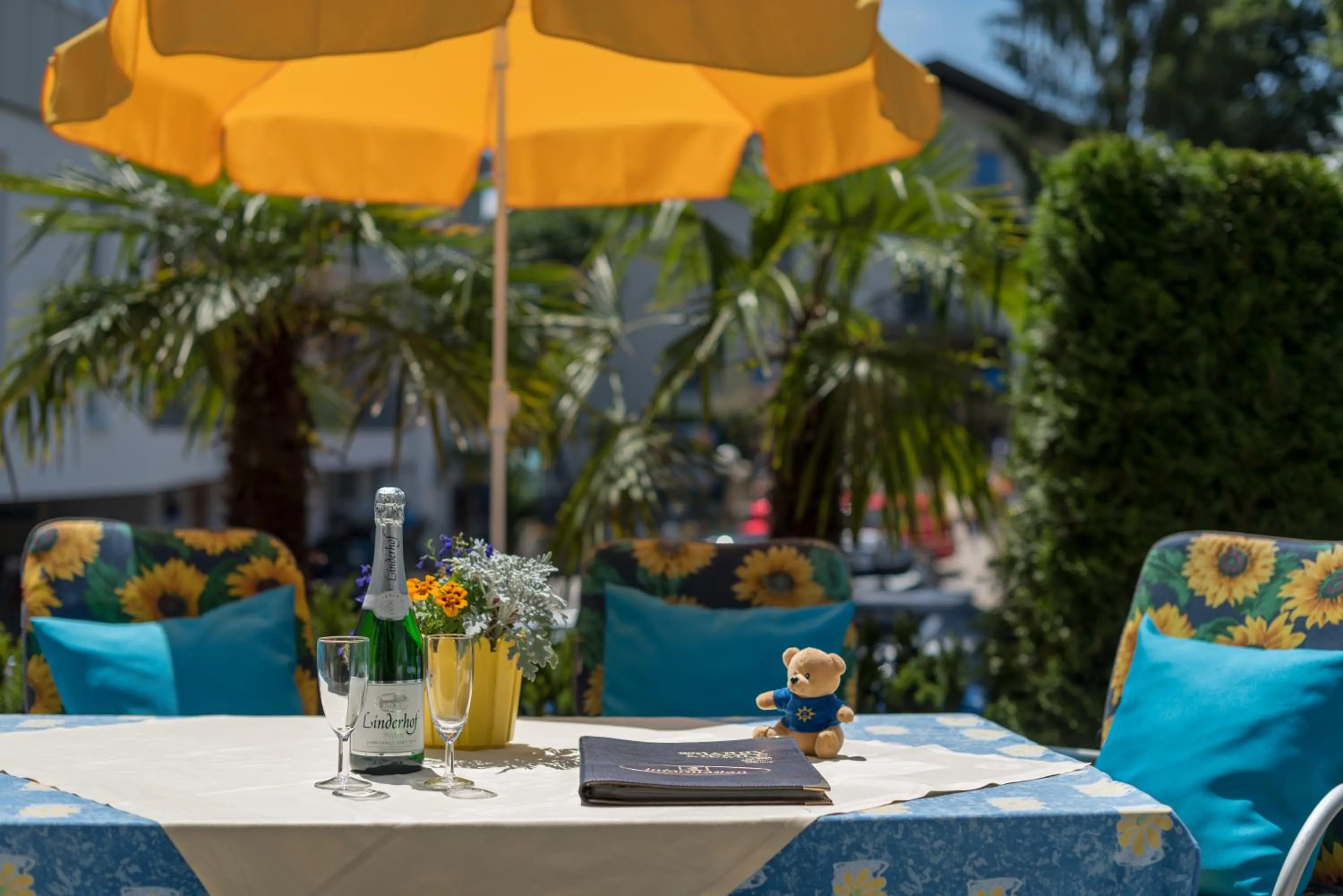 Balcony/Terrace in Barry Memle Directly at the Lake