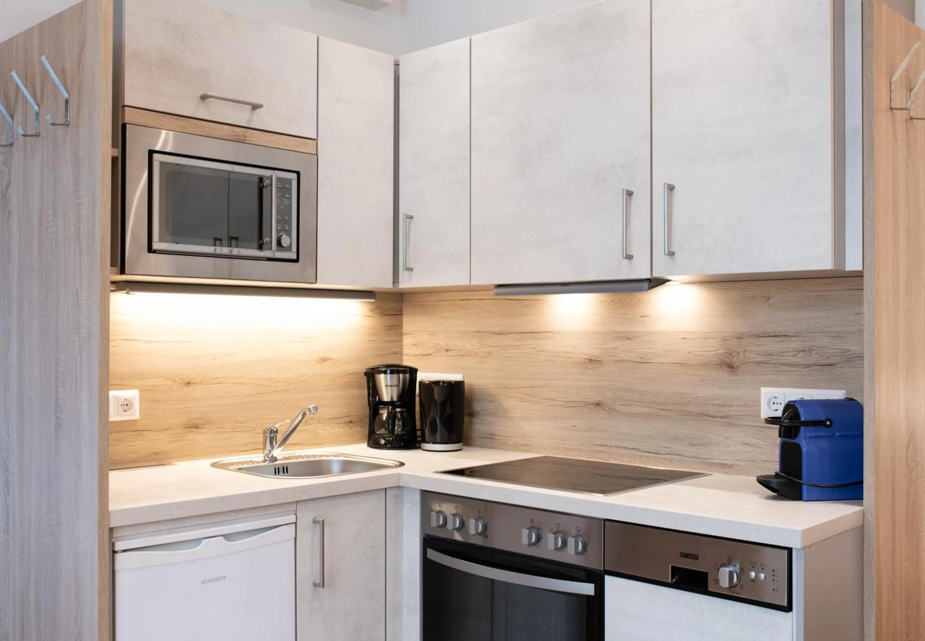 Kitchen or kitchenette in Barry Memle Directly at the Lake