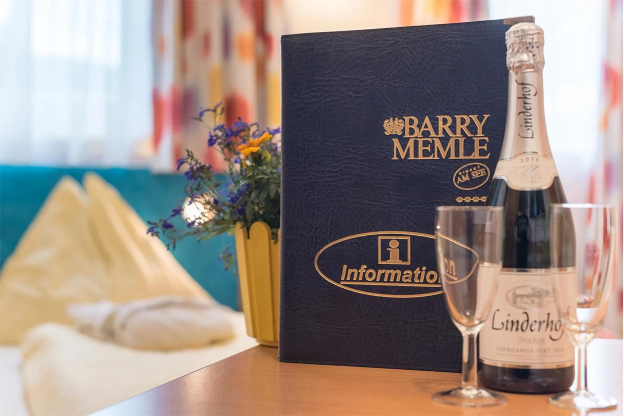 Logo/Certificate/Sign in Barry Memle Directly at the Lake