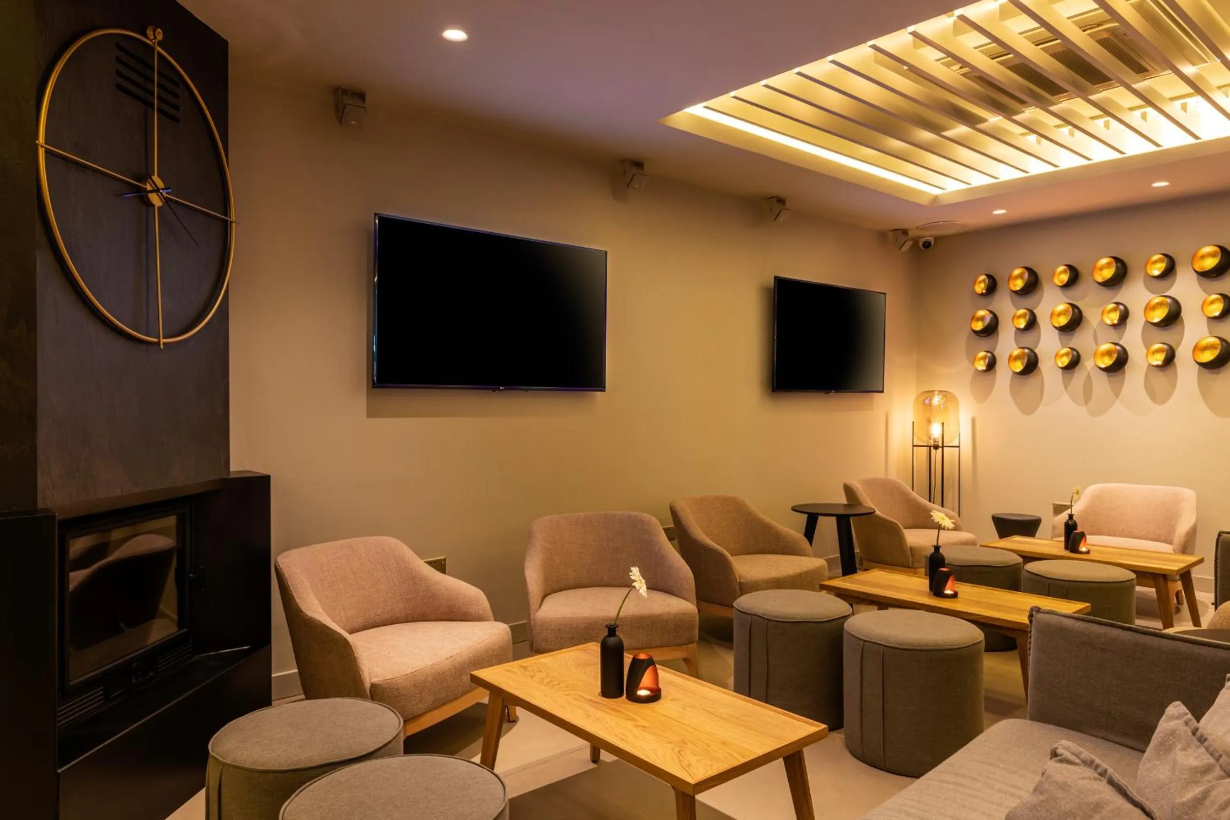 Property building in Liquid Hotel Apartments