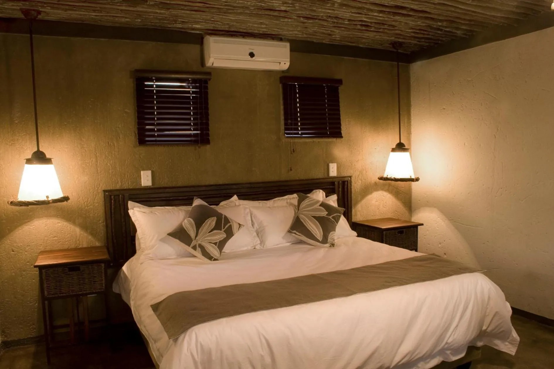 Emoya Basotho Lodge