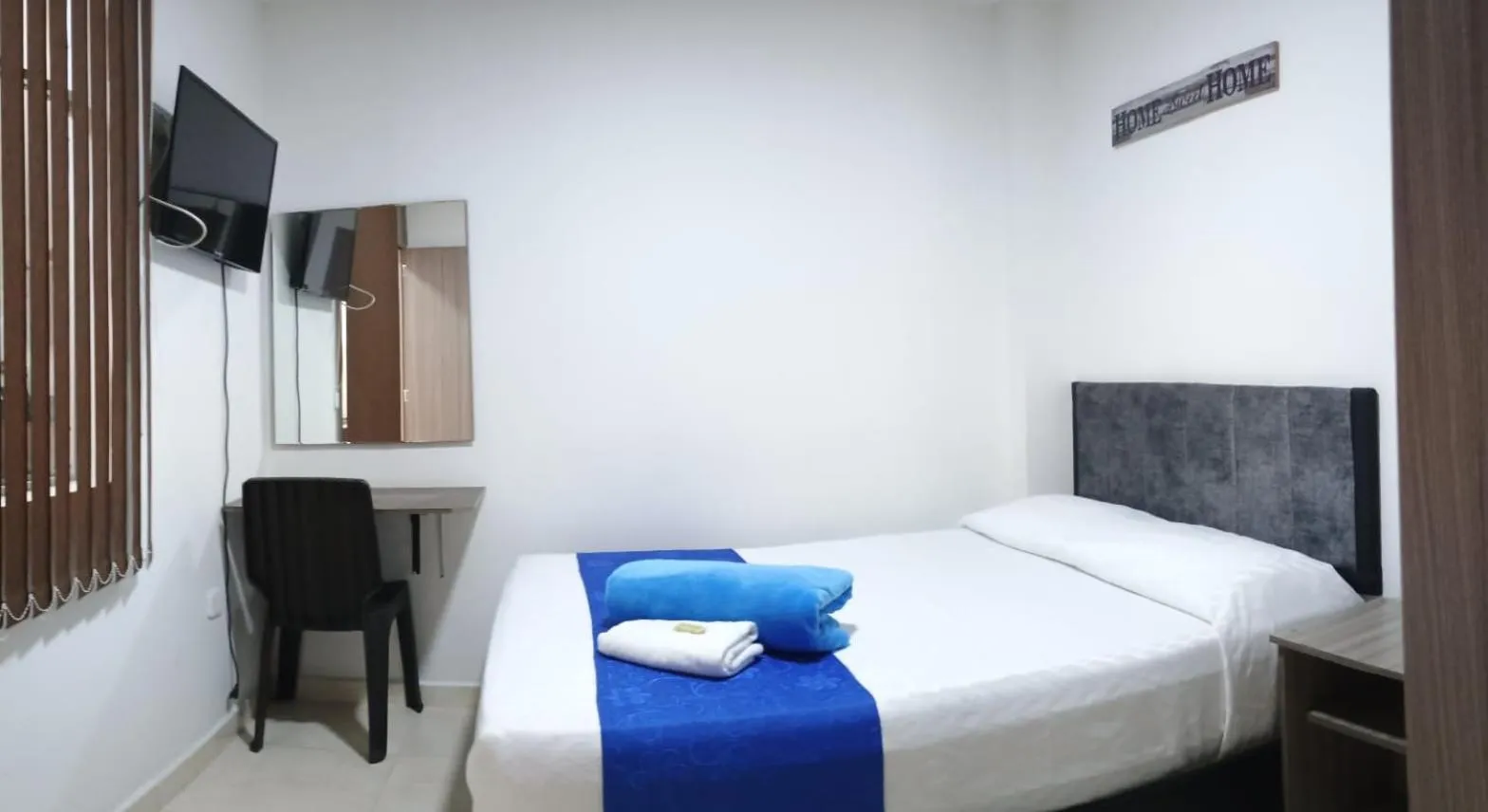 Bed in Hotel Cafe Estrella